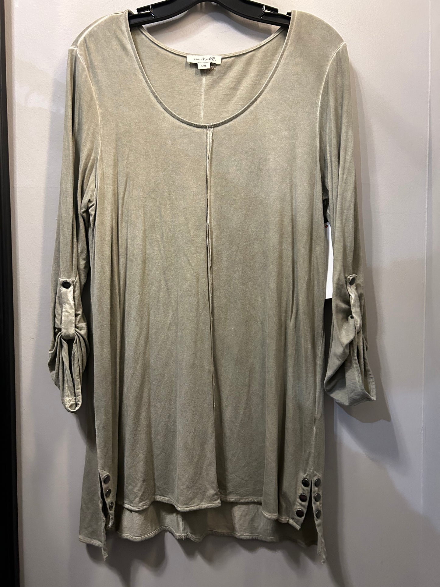 Top Long Sleeve By Simply Noelle In Green, Size: L