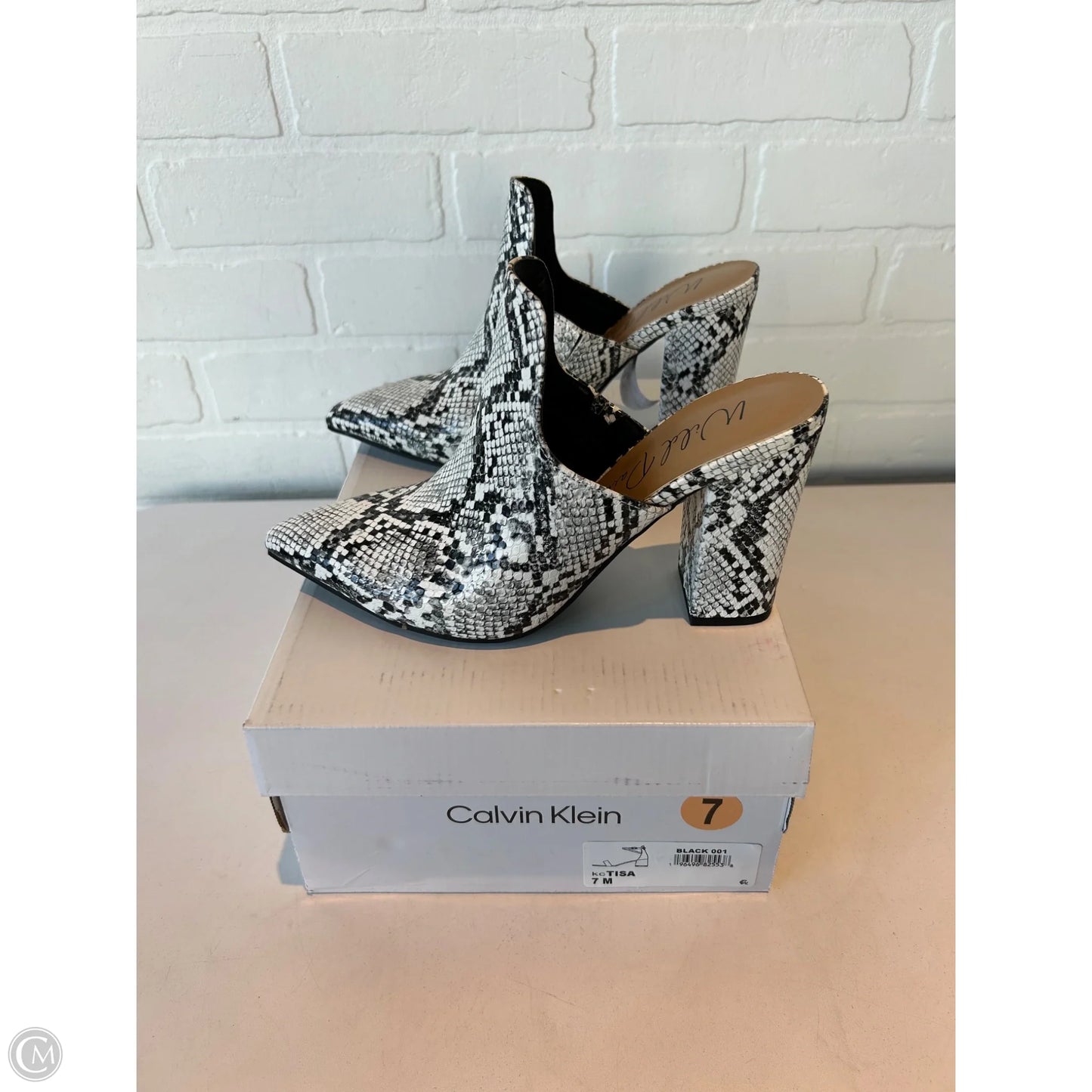 Shoes Heels Block By wild pair In Black & White, Size: 7