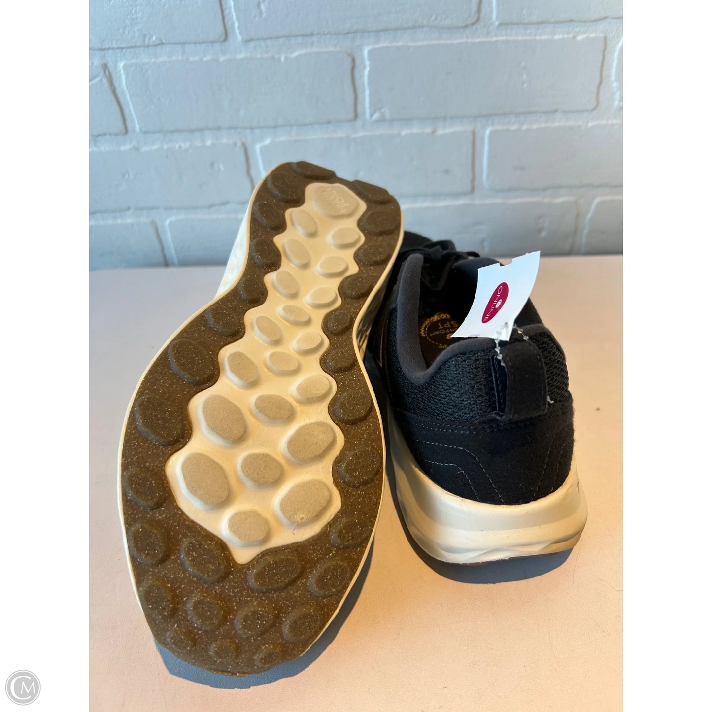 Shoes Athletic By New Balance In Grey, Size: 10