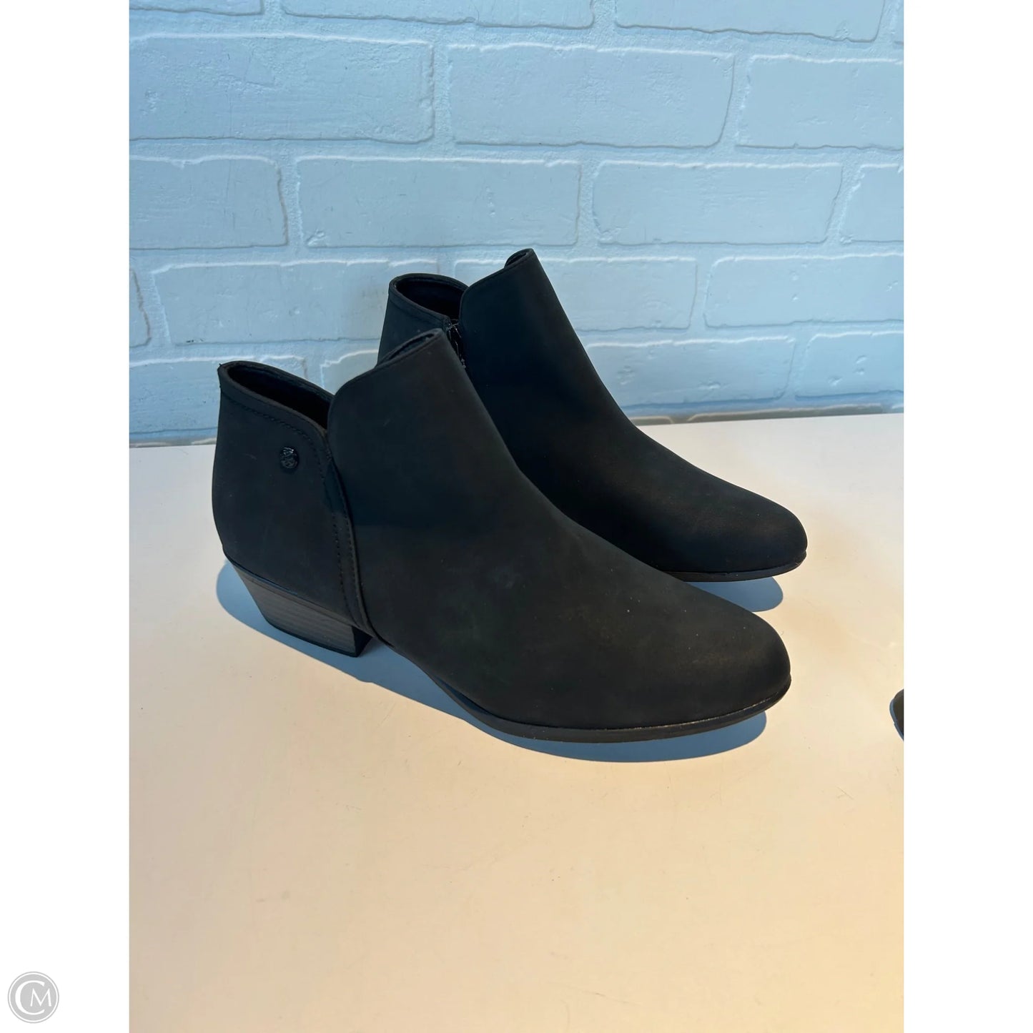 Boots Ankle Heels By Daisy Fuentes In Black, Size: 9.5