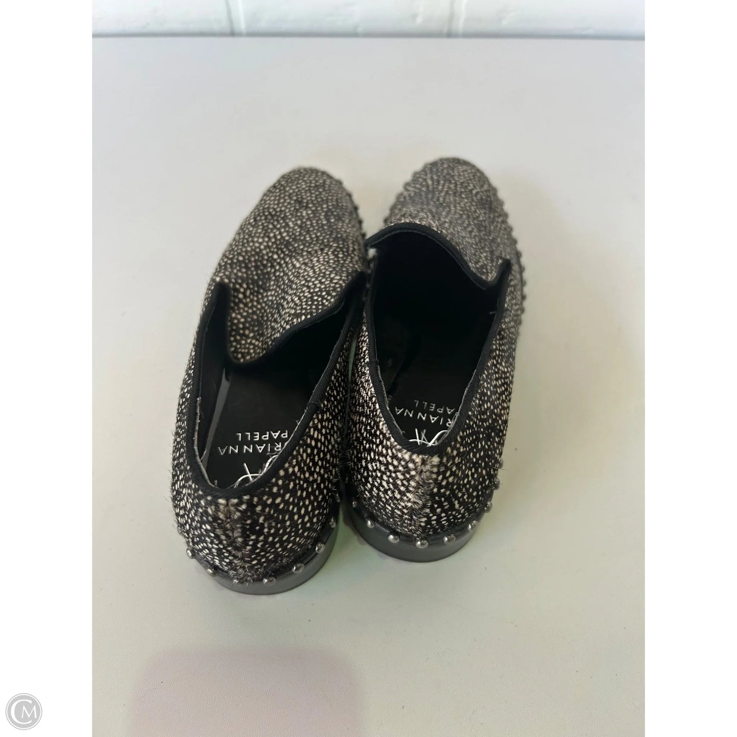 Shoes Flats By Adrianna Papell In Black & Cream, Size: 5.5