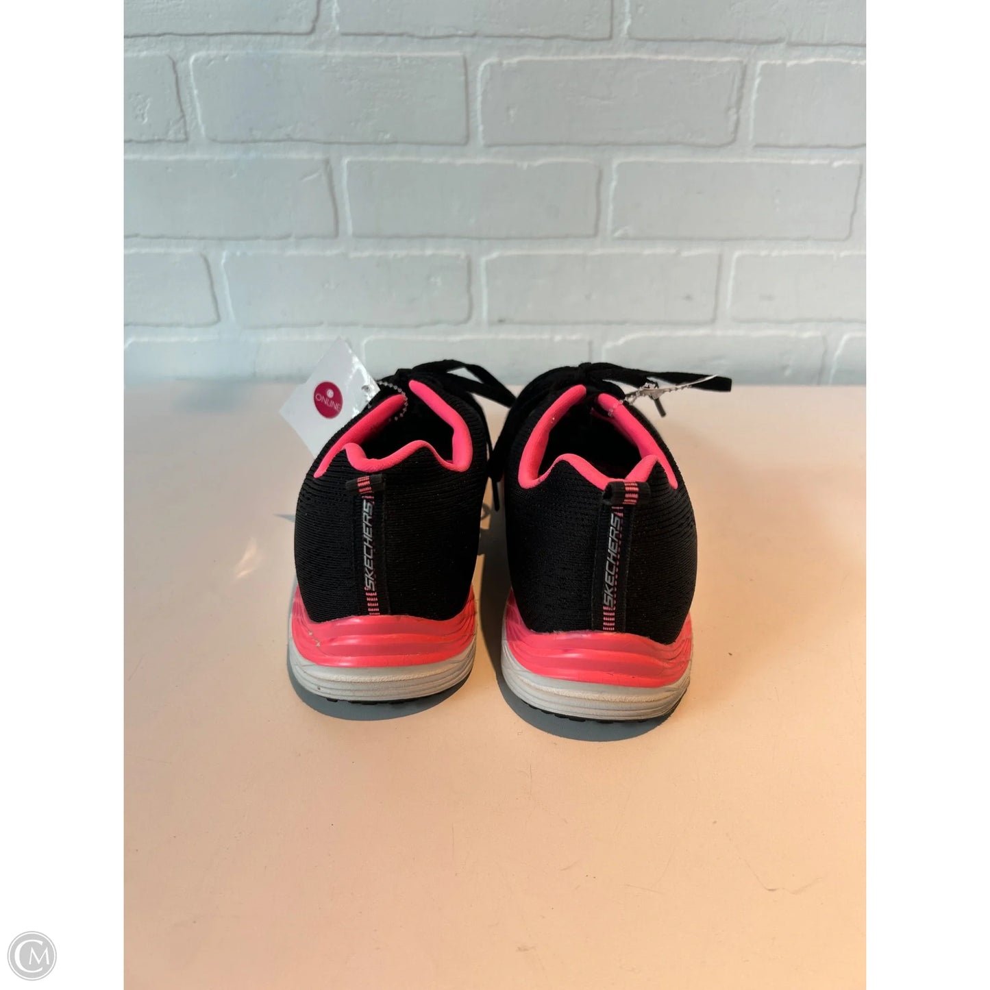 Shoes Athletic By Skechers In Black, Size: 10
