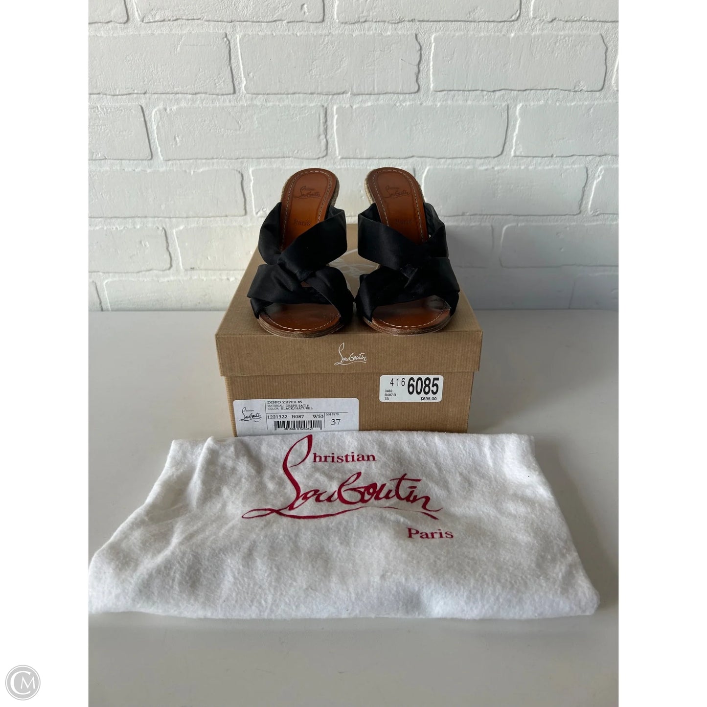 Sandals Luxury Designer By Christian Louboutin In Black, Size: 6.5