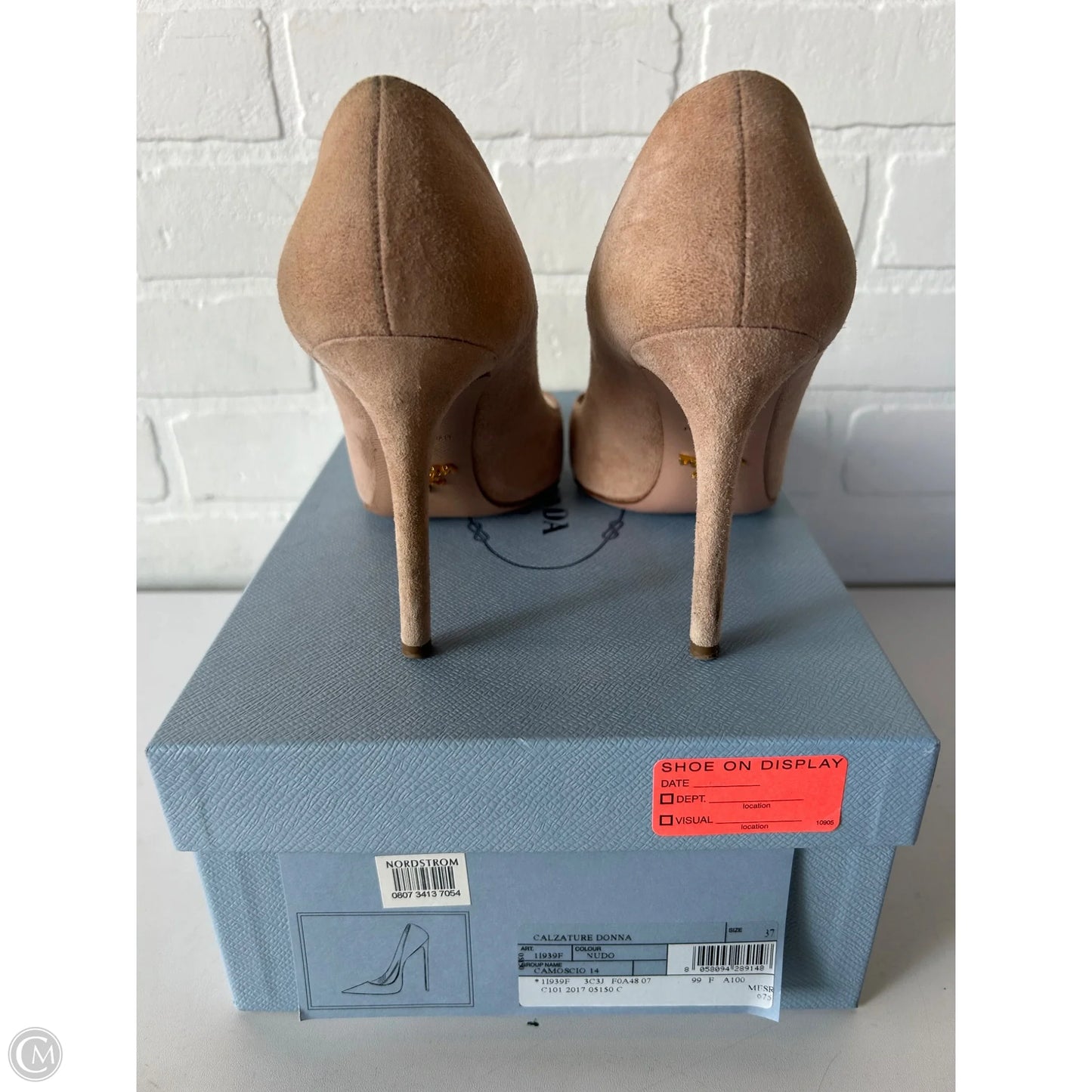 Shoes Luxury Designer By Prada In Tan, Size: 6.5