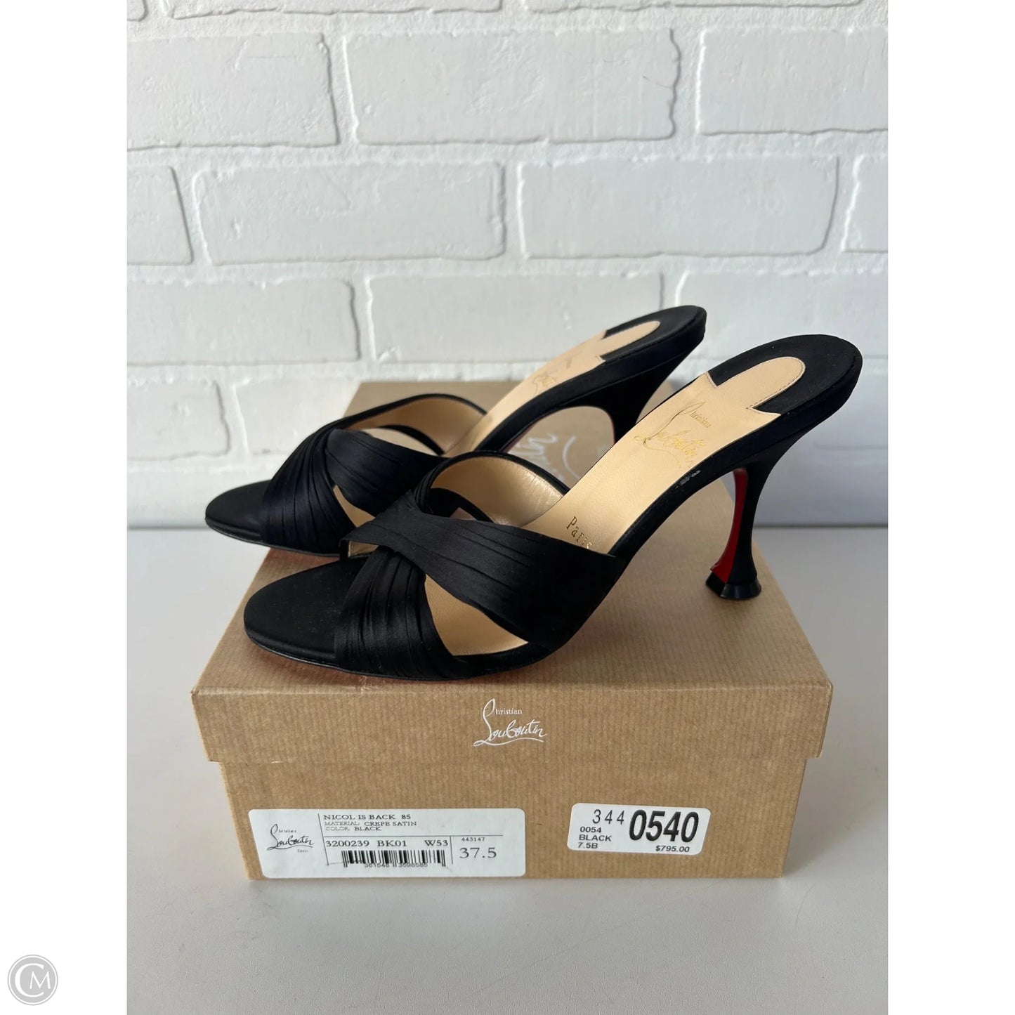 Sandals Luxury Designer By Christian Louboutin In Black, Size: 7