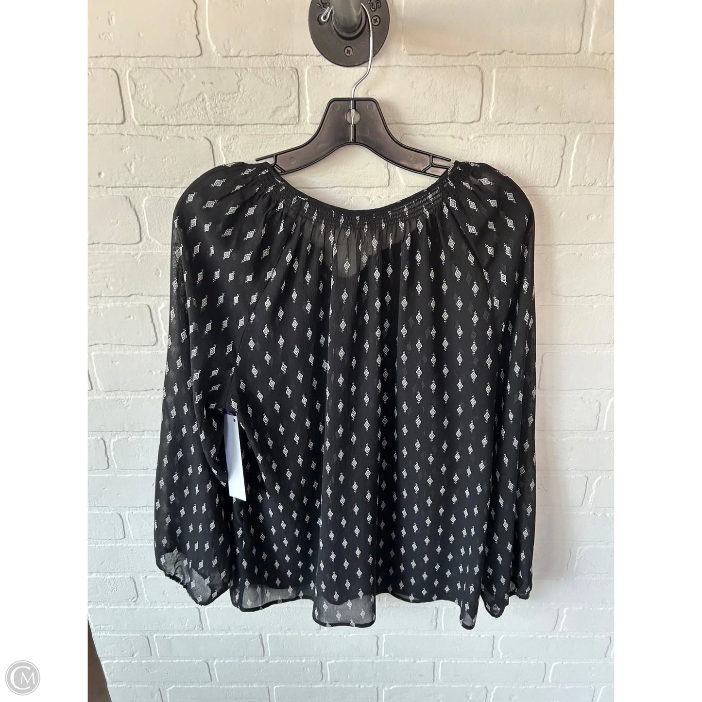 Top Long Sleeve By Garnet Hill In Black & White, Size: S