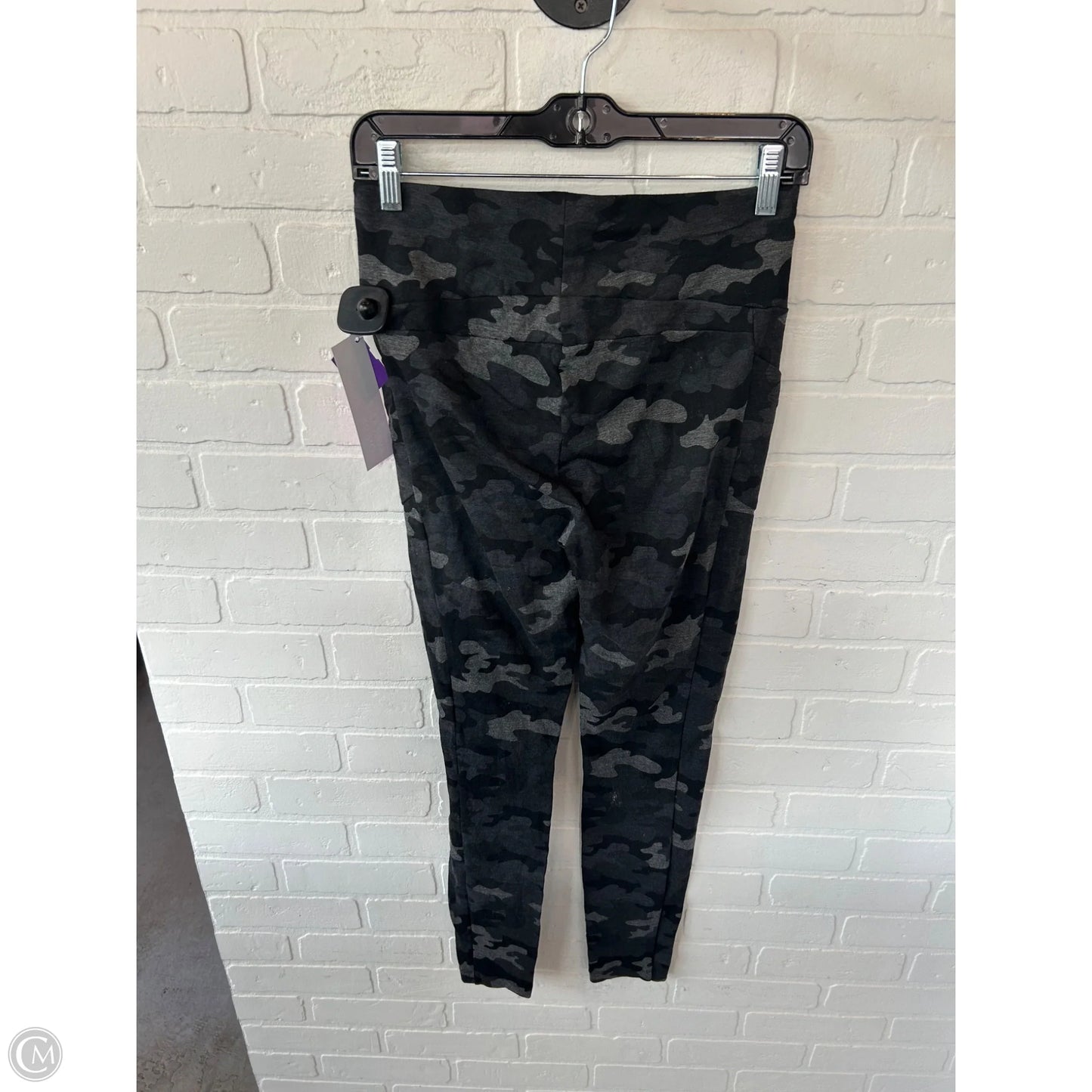 Athletic Leggings By Cabi In Black & Grey, Size: 4