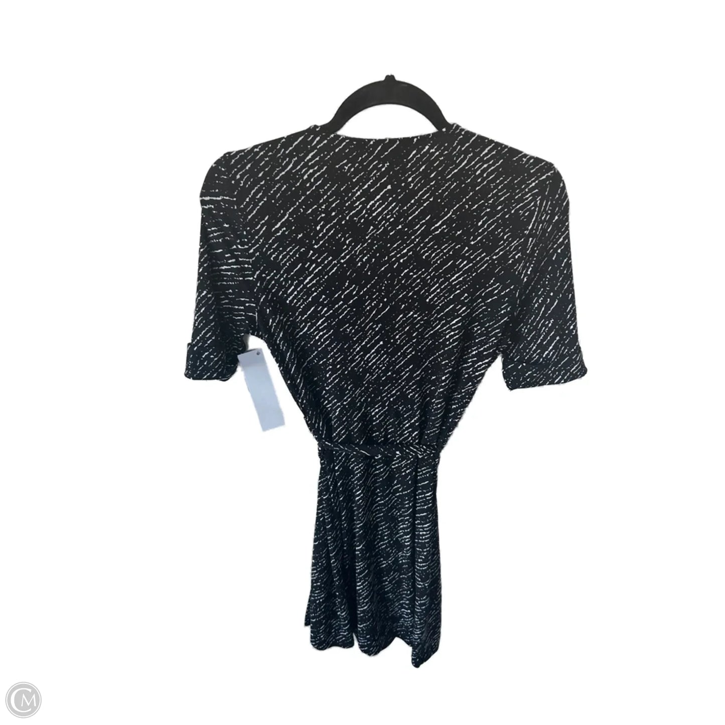 Dress Casual Short By Apt 9 In Black & White, Size: S