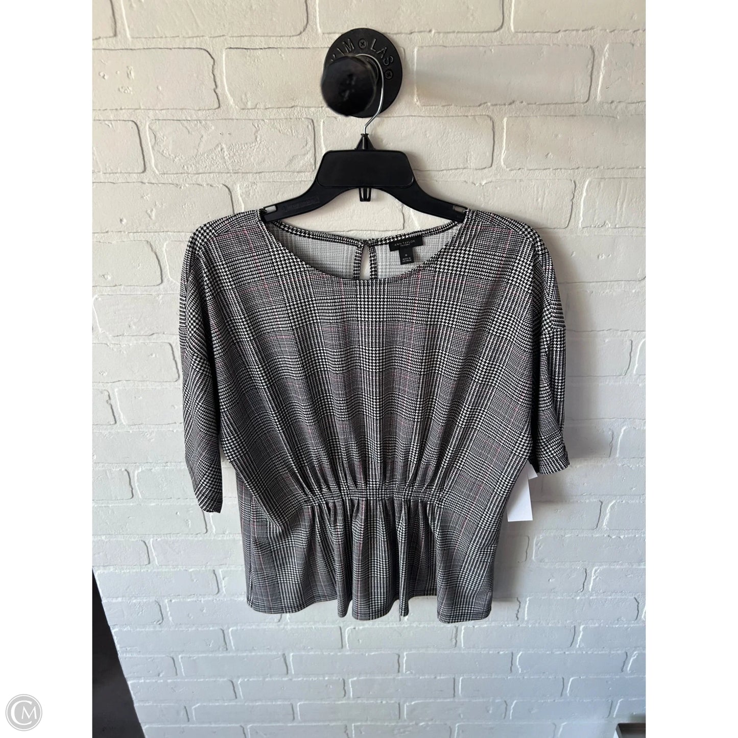 Top 3/4 Sleeve By Ann Taylor In Black & White, Size: M