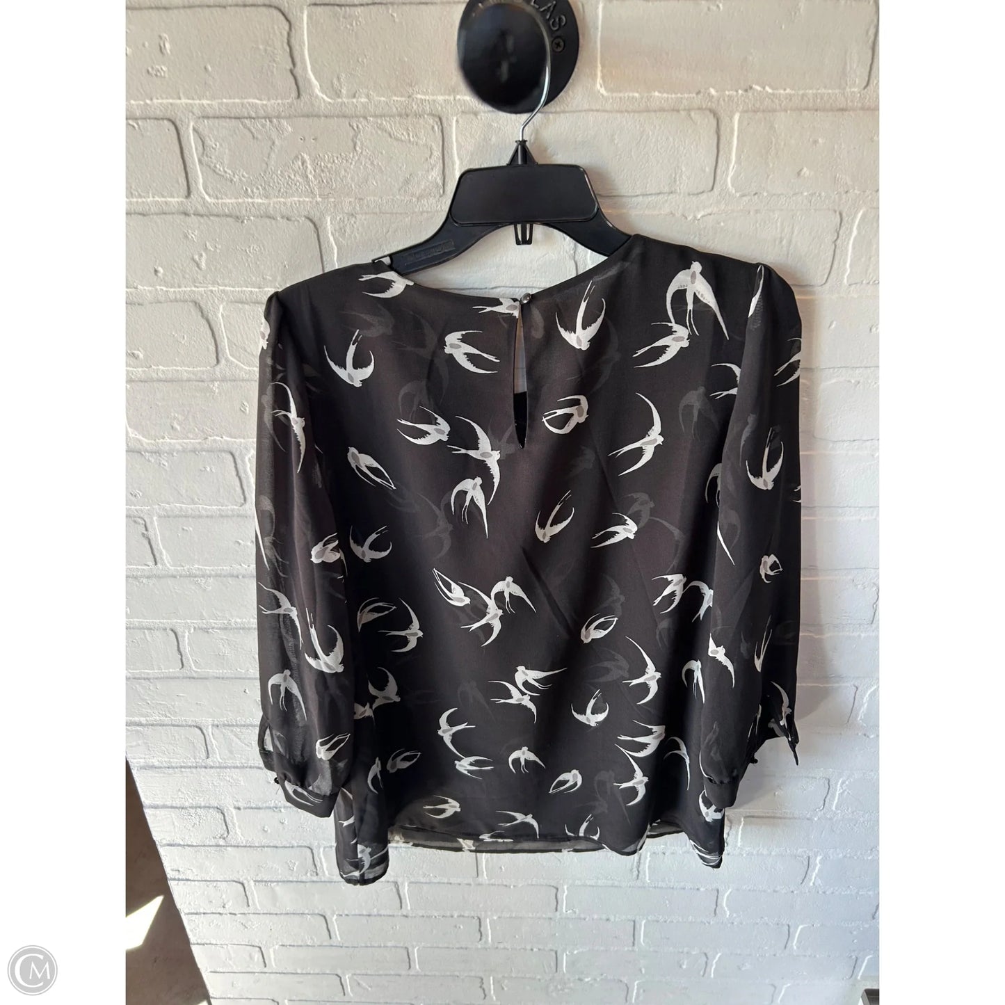 Top Long Sleeve By Banana Republic In Black & White, Size: M