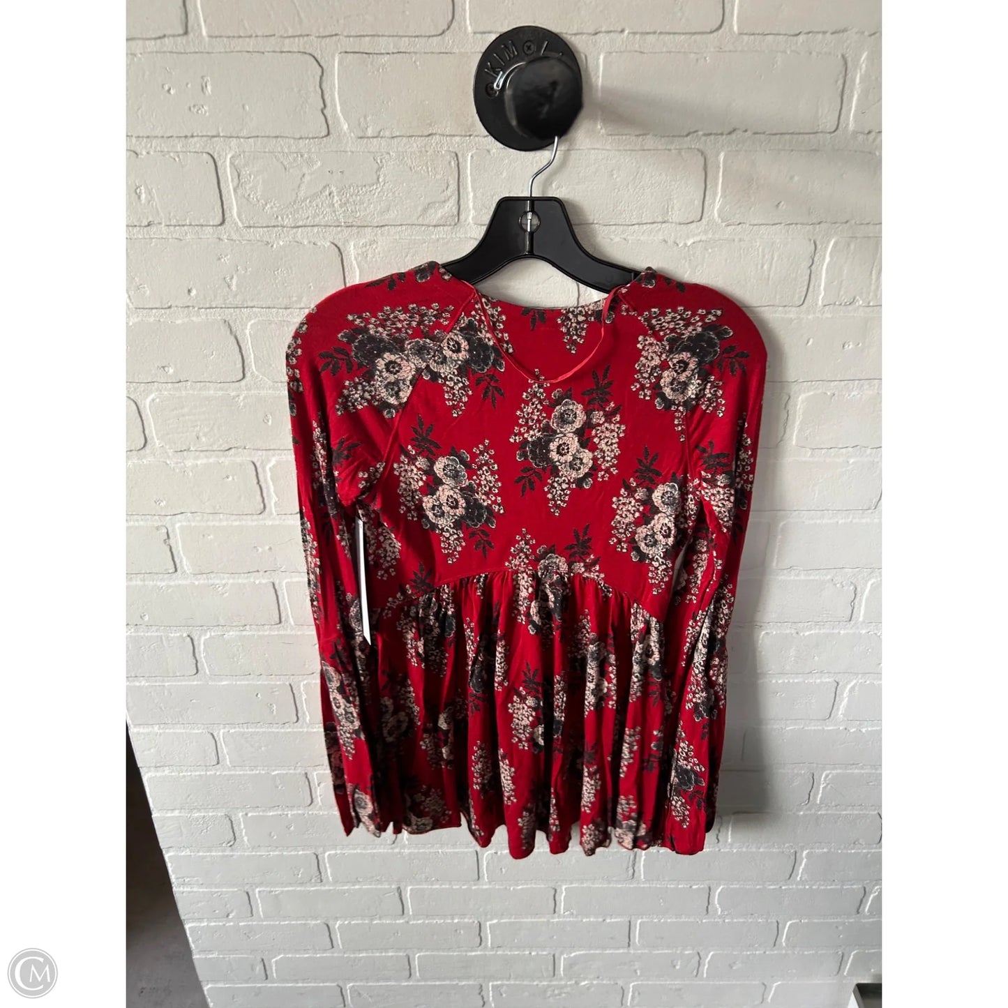 Top Long Sleeve By Free People In Red, Size: Xs