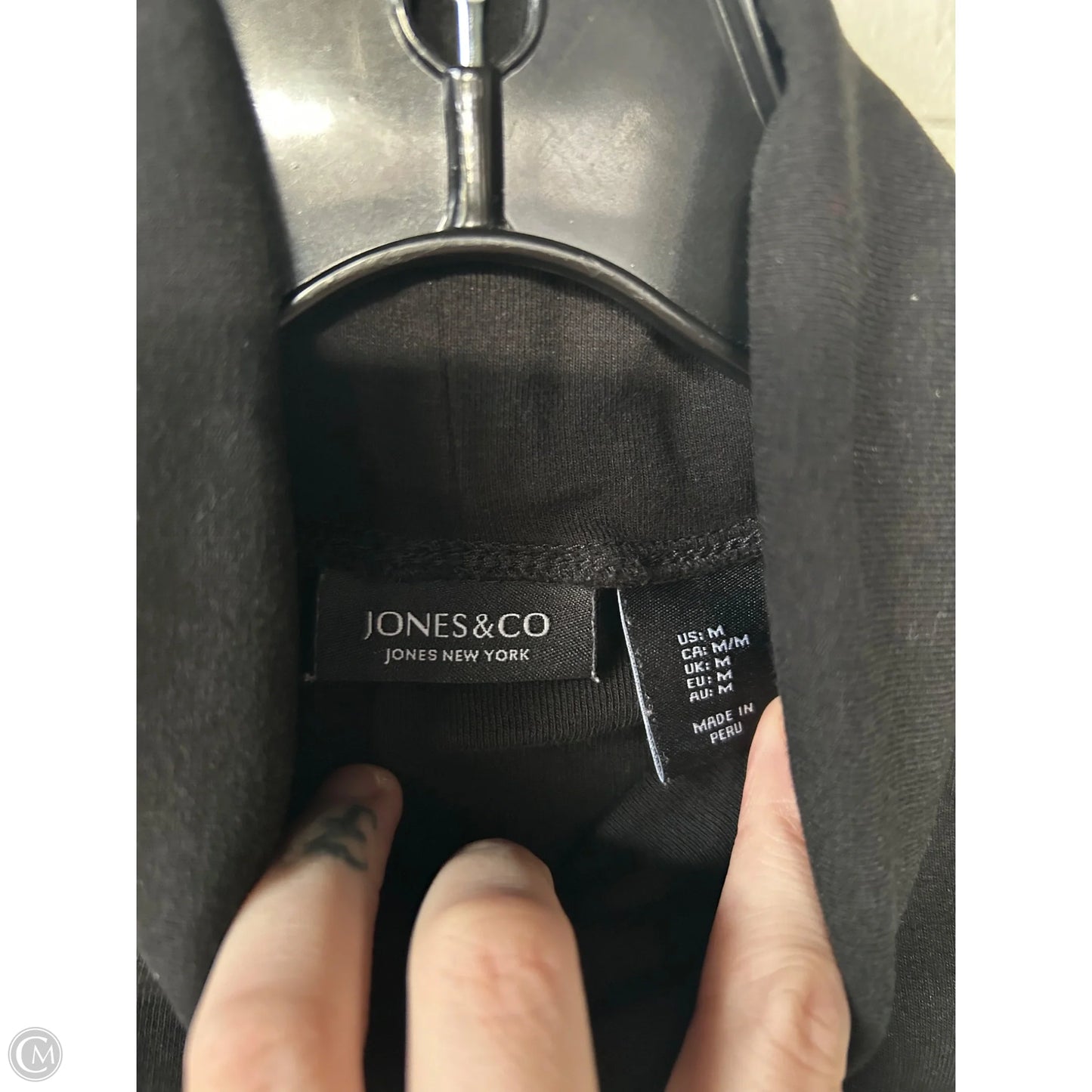 Top Sleeveless Basic By Jones And Co In Black, Size: M