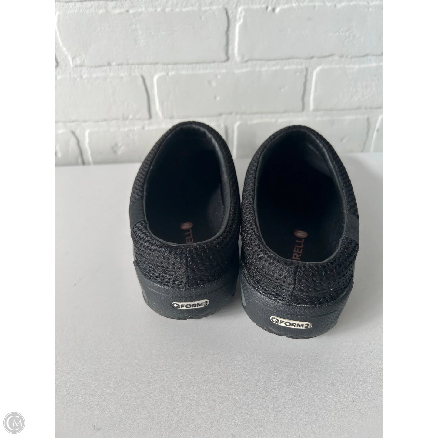 Shoes Flats By Merrell In Black, Size: 7.5