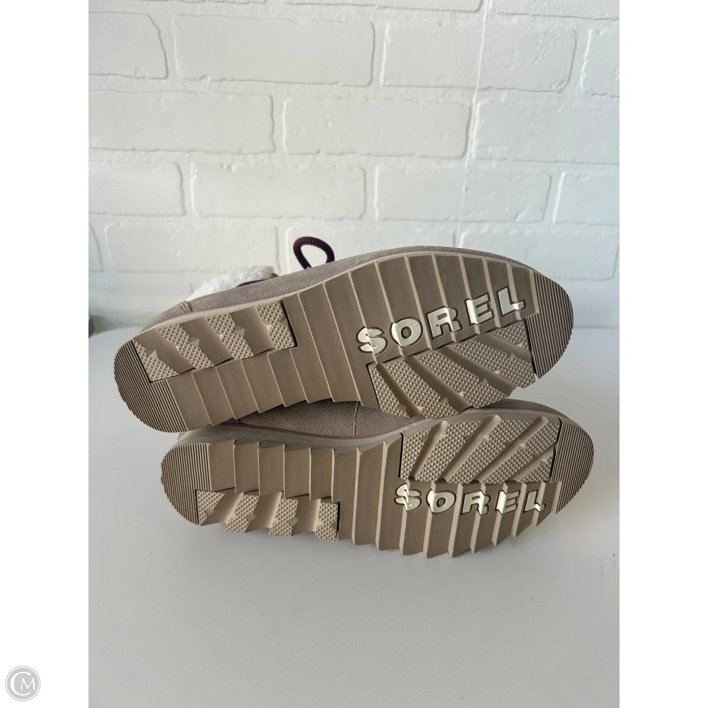 Boots Ankle Flats By Sorel In Tan, Size: 8.5