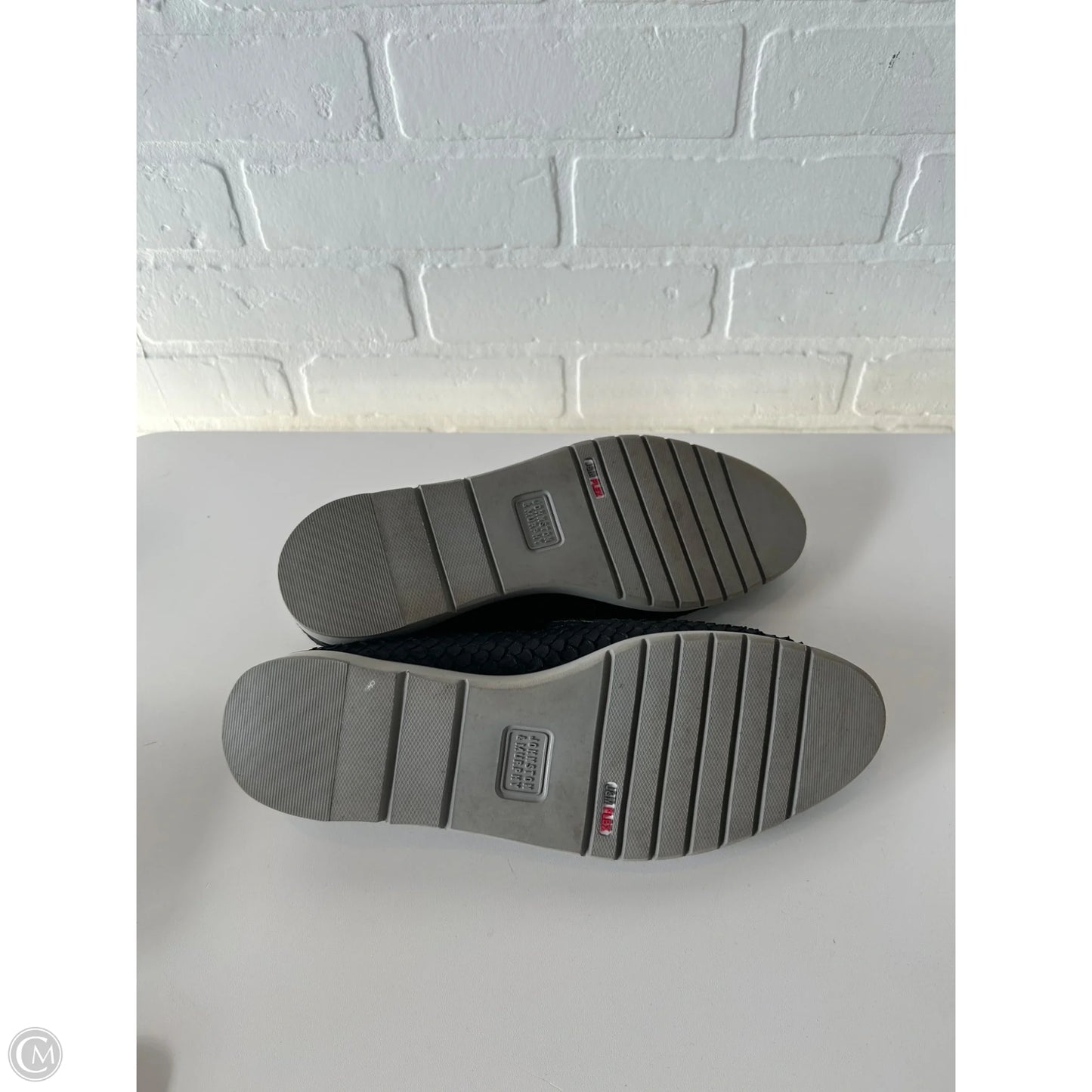Shoes Flats By Johnston & Murphy In Black, Size: 10