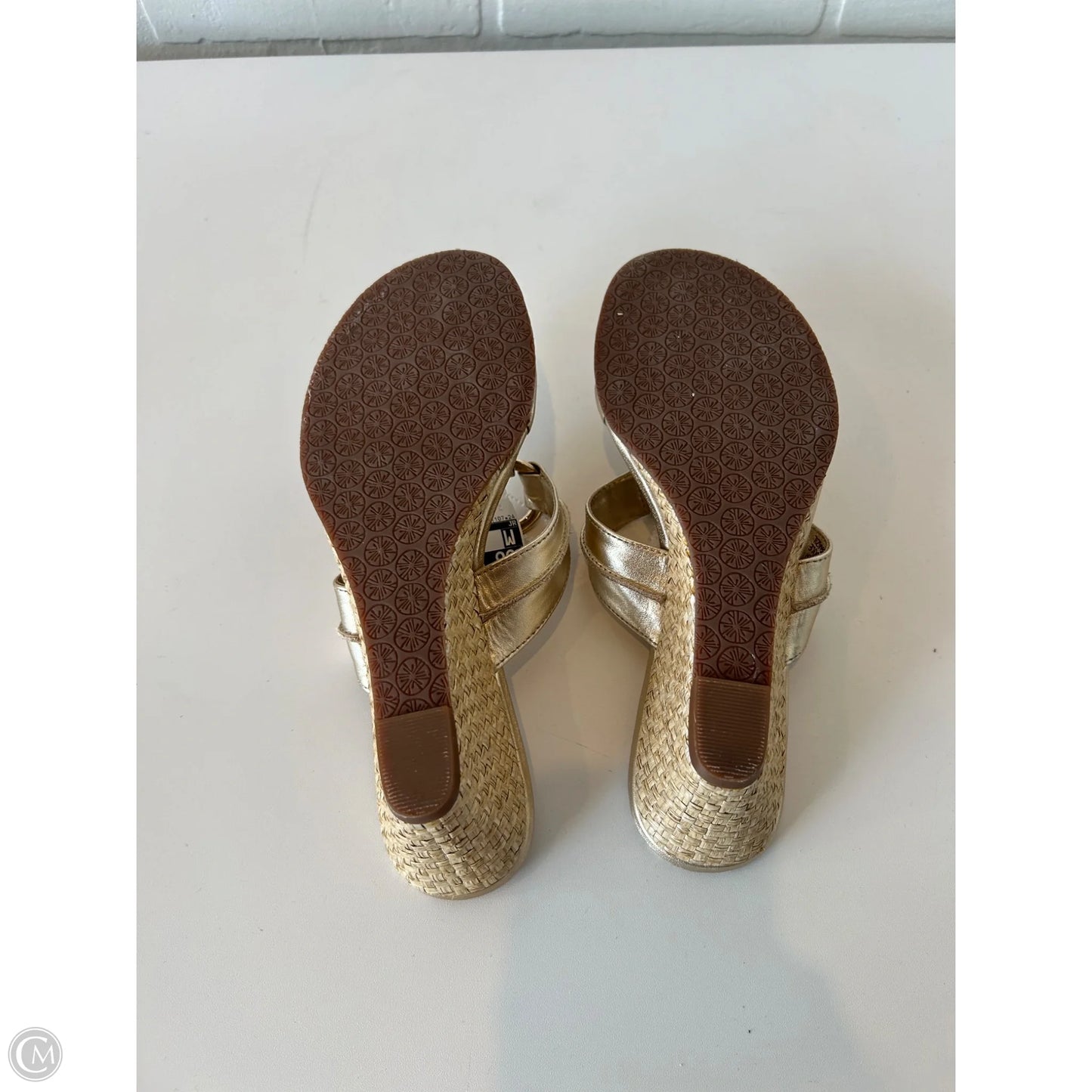 Sandals Designer By Lilly Pulitzer In Gold, Size: 6