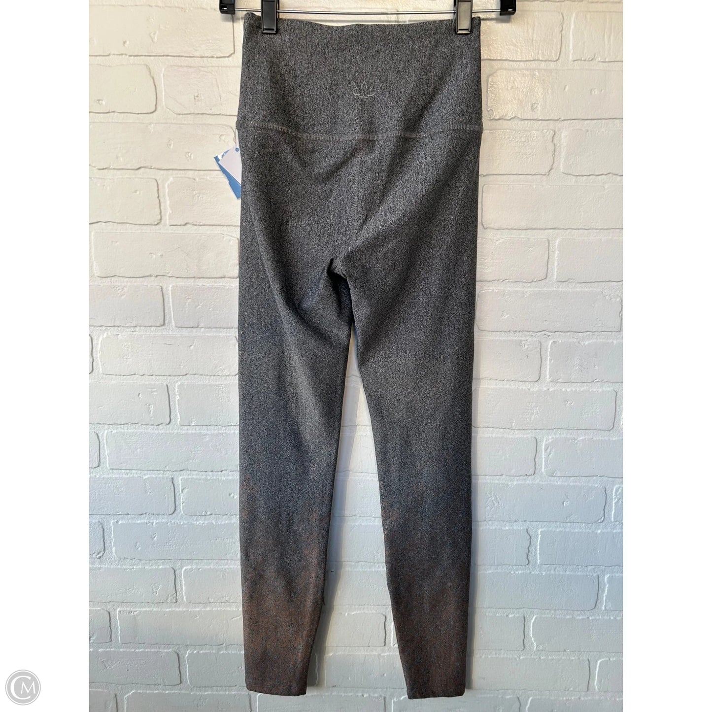 Athletic Leggings By Beyond Yoga In Grey, Size: 4