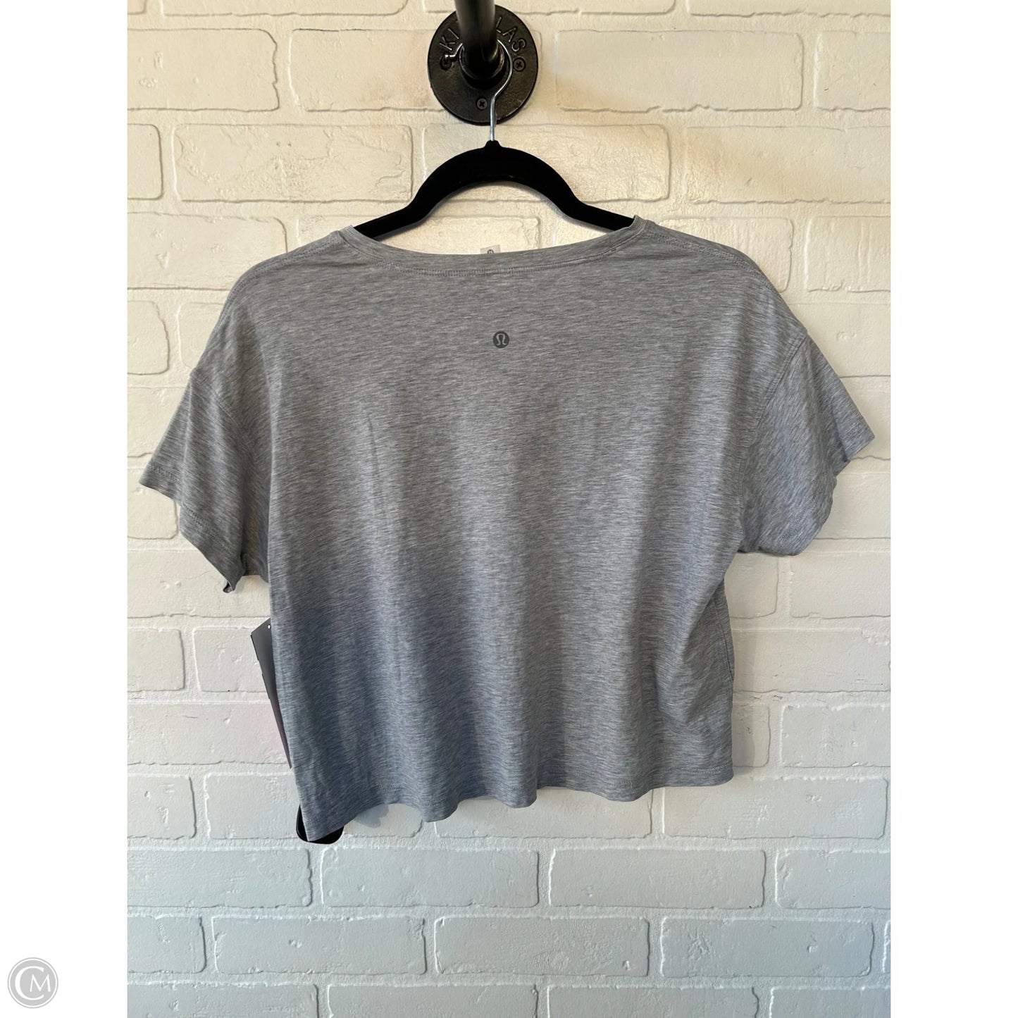 Athletic Top Short Sleeve By Lululemon In Grey, Size: S
