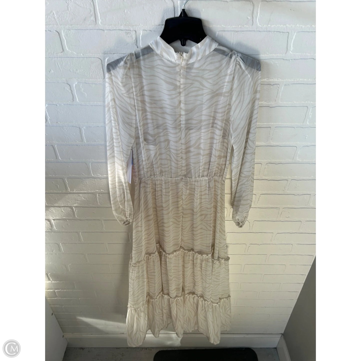 Dress Casual Maxi By Cmc In Tan & White, Size: S