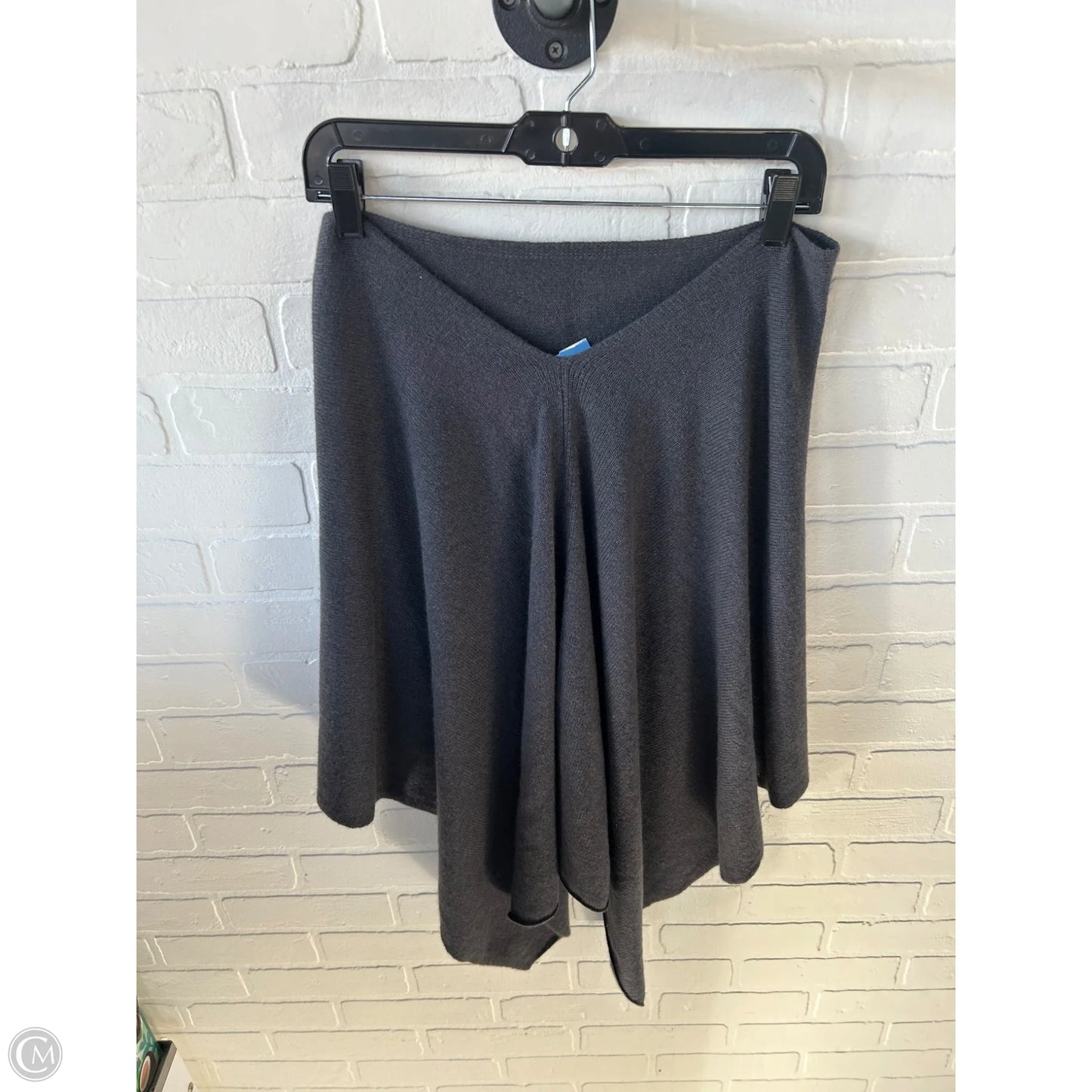 Poncho By Cmc In Grey, Size: Osfm