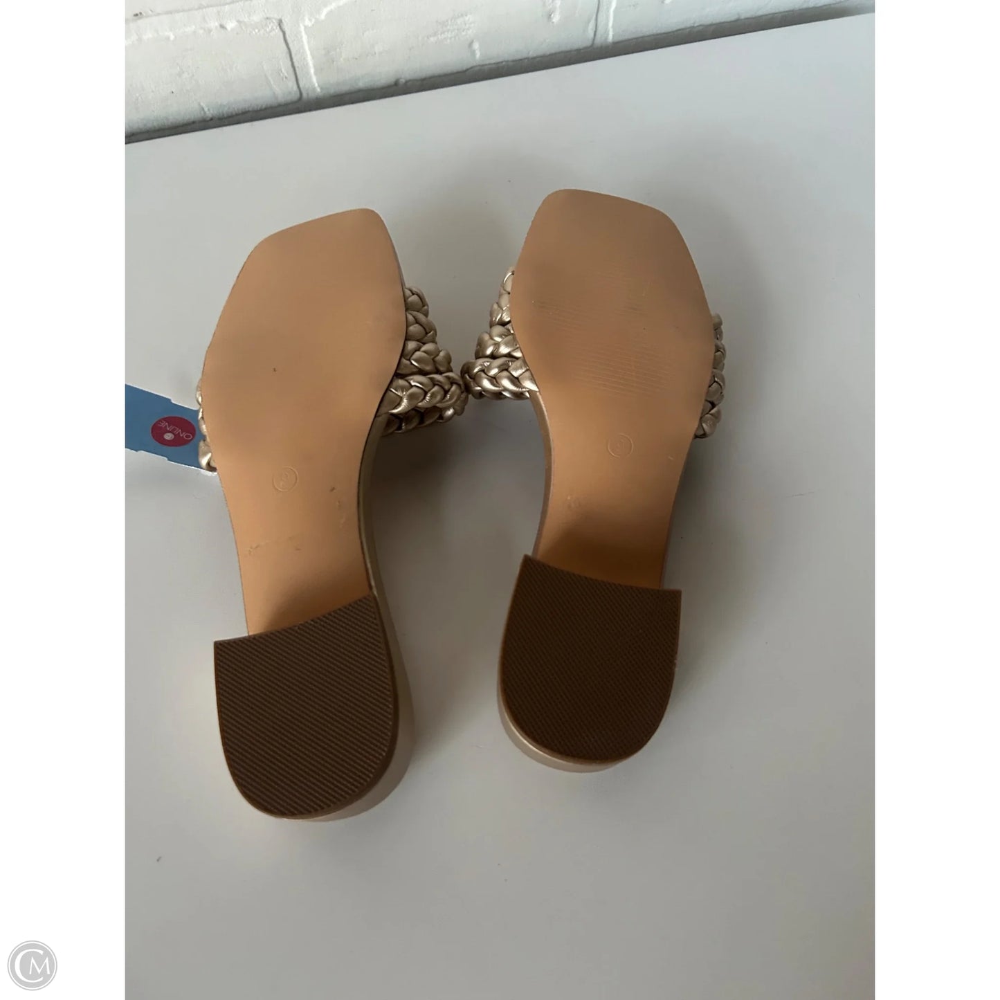 Sandals Flats By Cushionaire In Gold, Size: 9