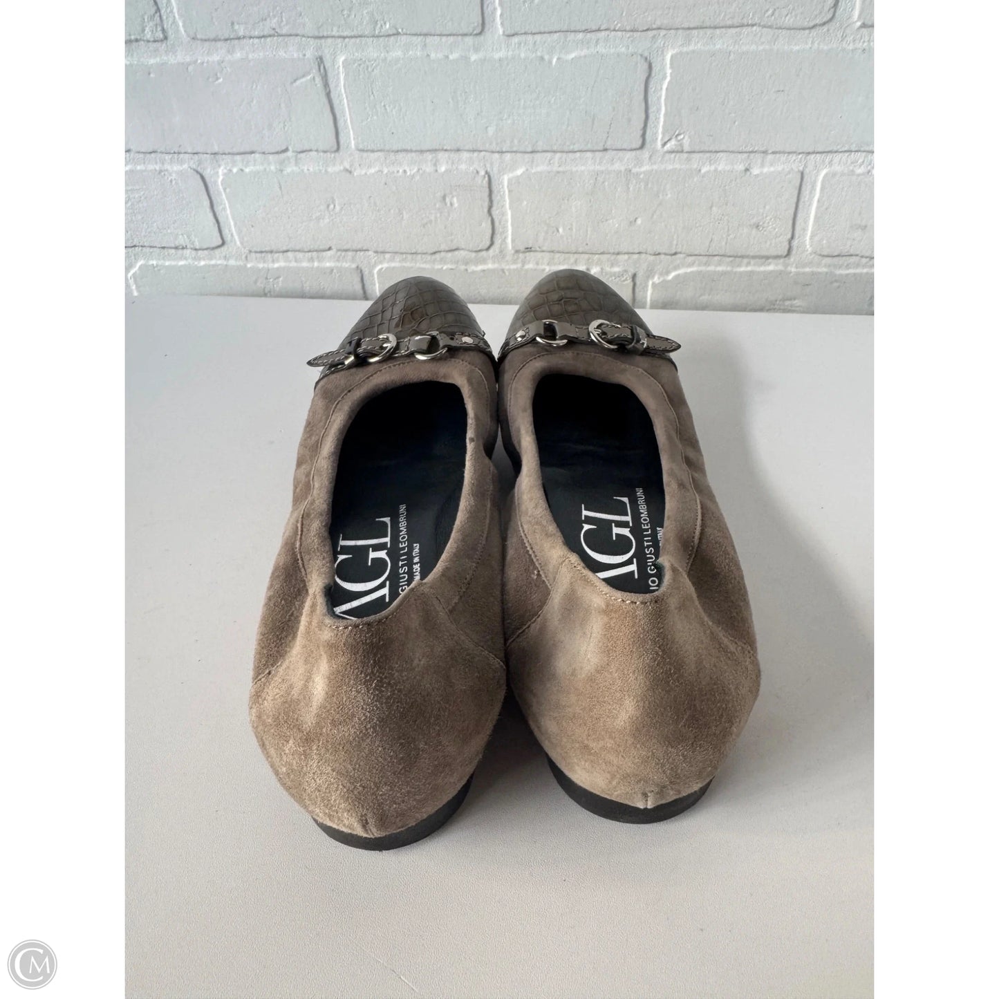 Shoes Flats By Agl In Taupe, Size: 10.5