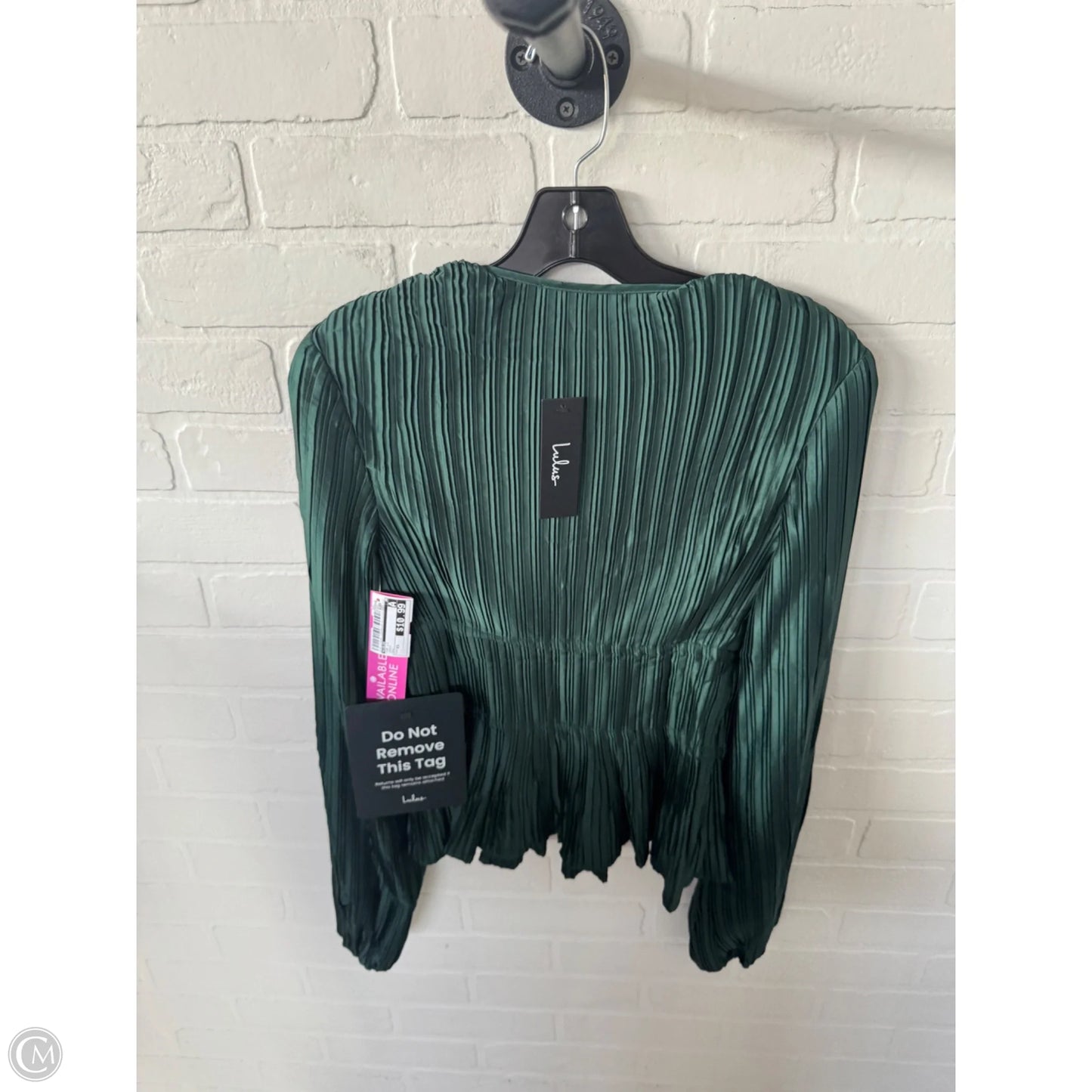 Top Long Sleeve By Lulus In Green, Size: Xs