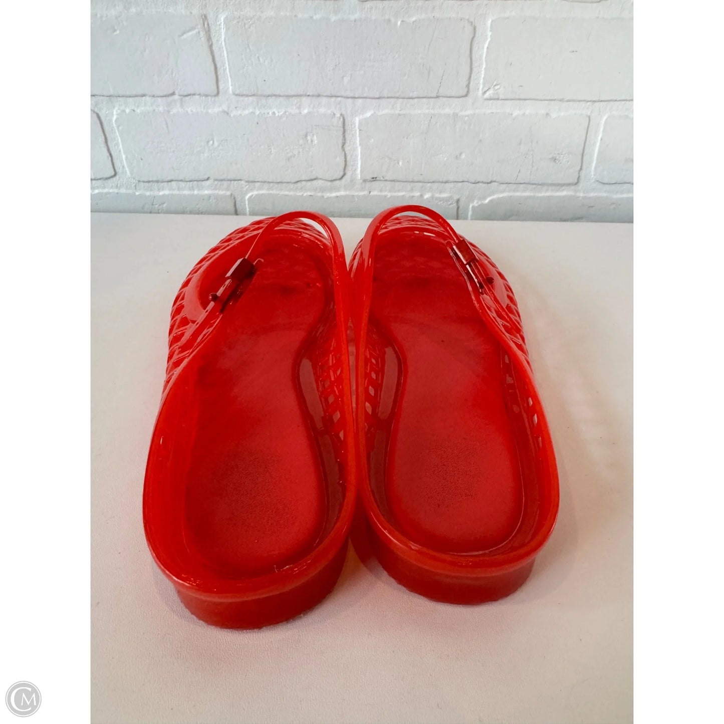 Sandals Flats By Clothes Mentor In Red, Size: 8.5