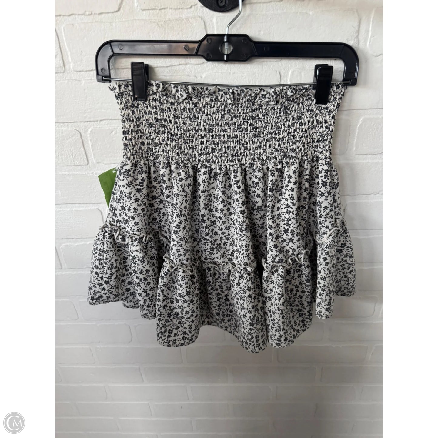 Skirt Mini & Short By Altard State In Black & Cream, Size: 8
