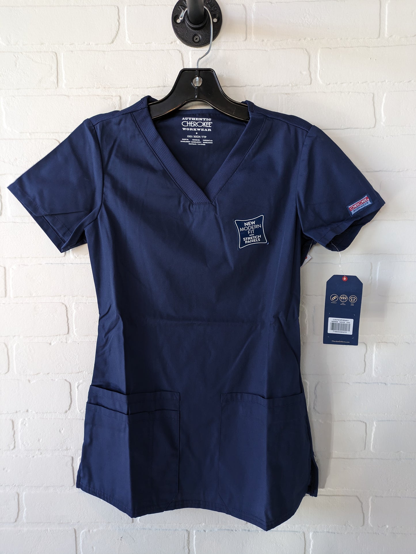 Scrub Top Sleeve By Cherokee Size: Xs
