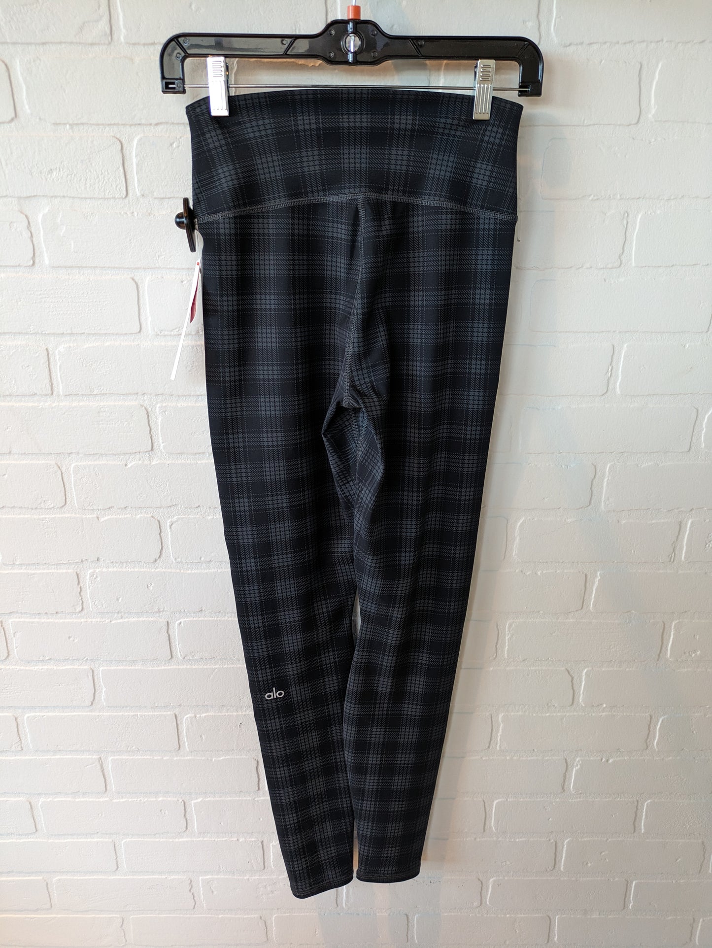 Athletic Leggings By Alo Size: 4