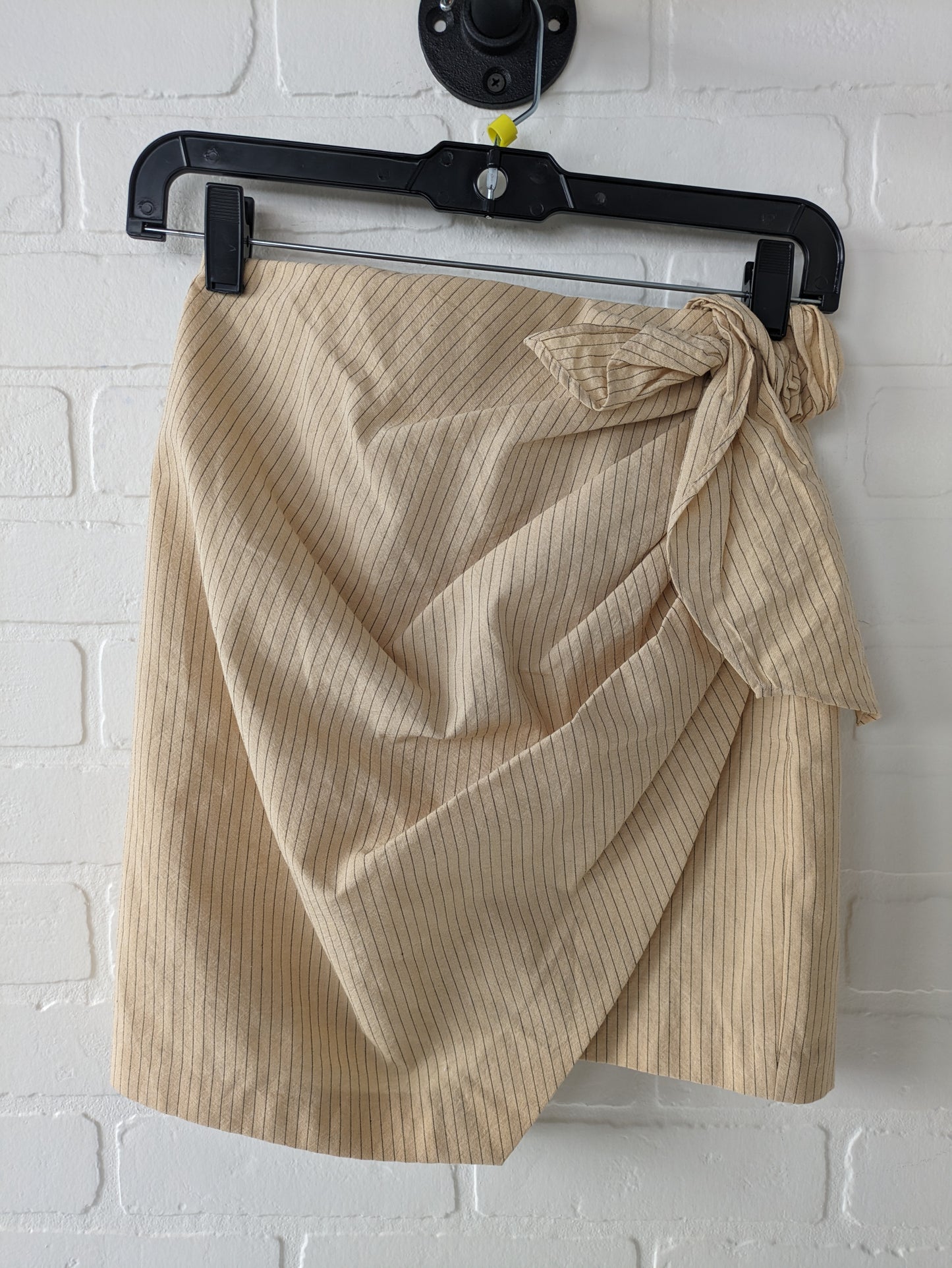 Skirt Mini & Short By Zara Size: 0