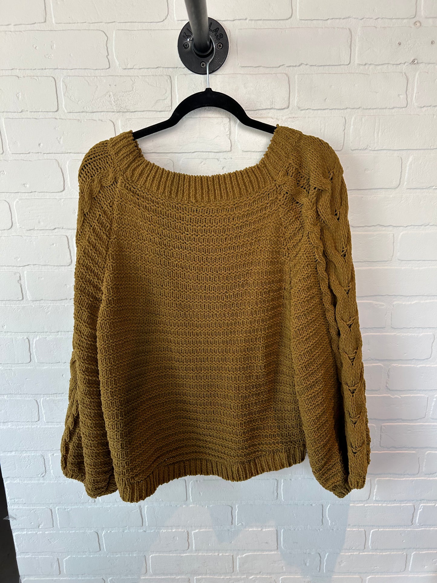 Sweater By Express In Green, Size: L