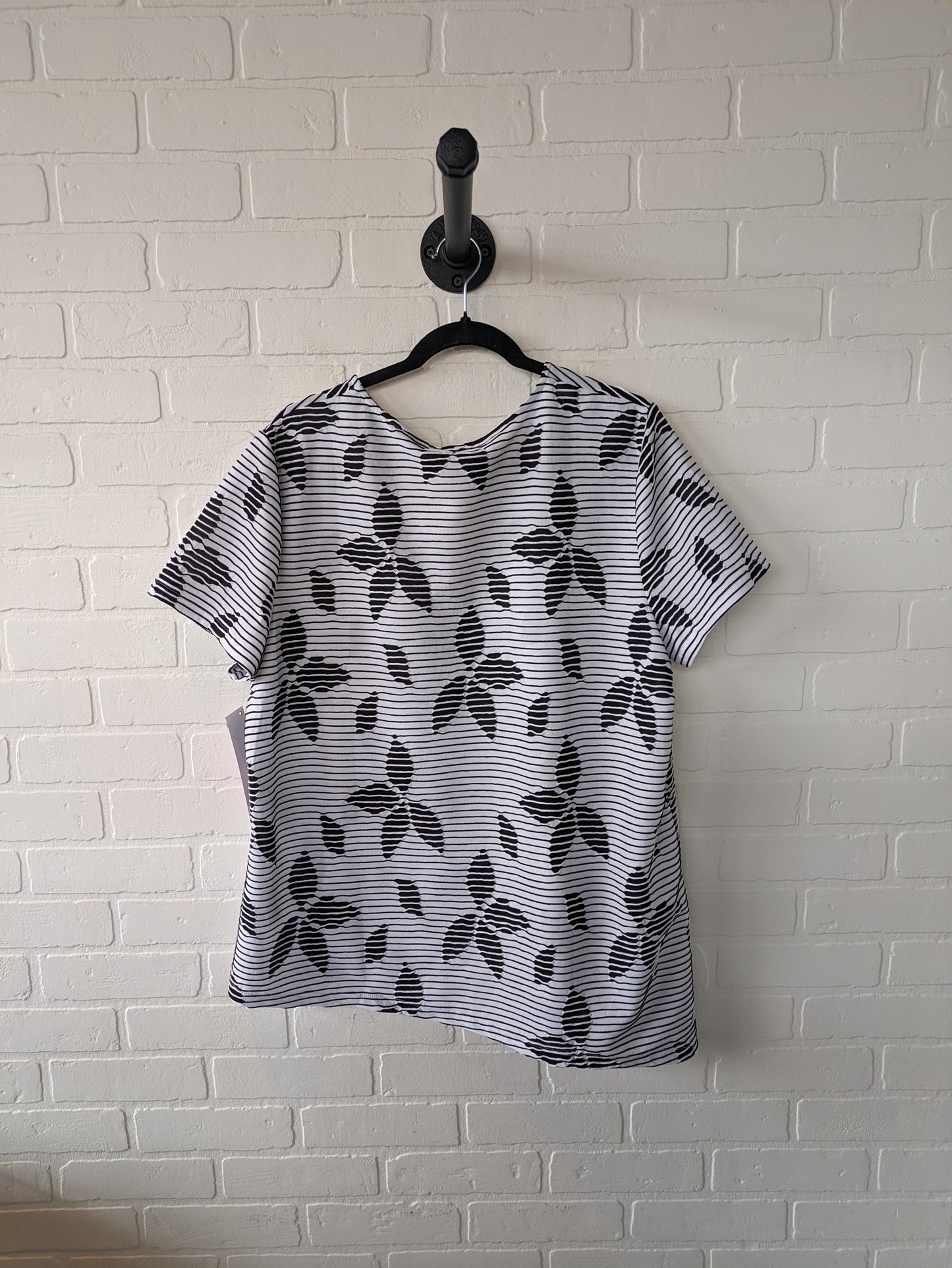 Blouse Short Sleeve By Chicos  Size: Xl