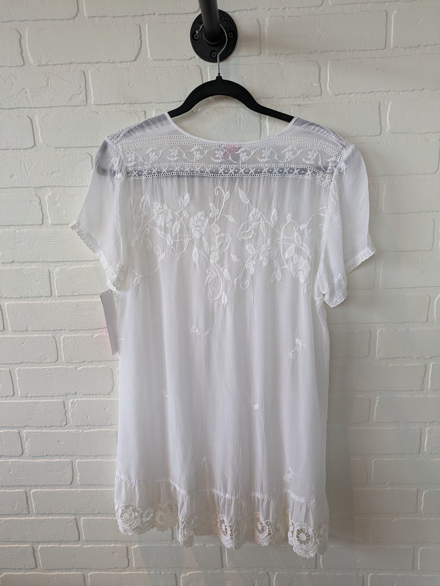 Top Short Sleeve Designer By Johnny Was  Size: M