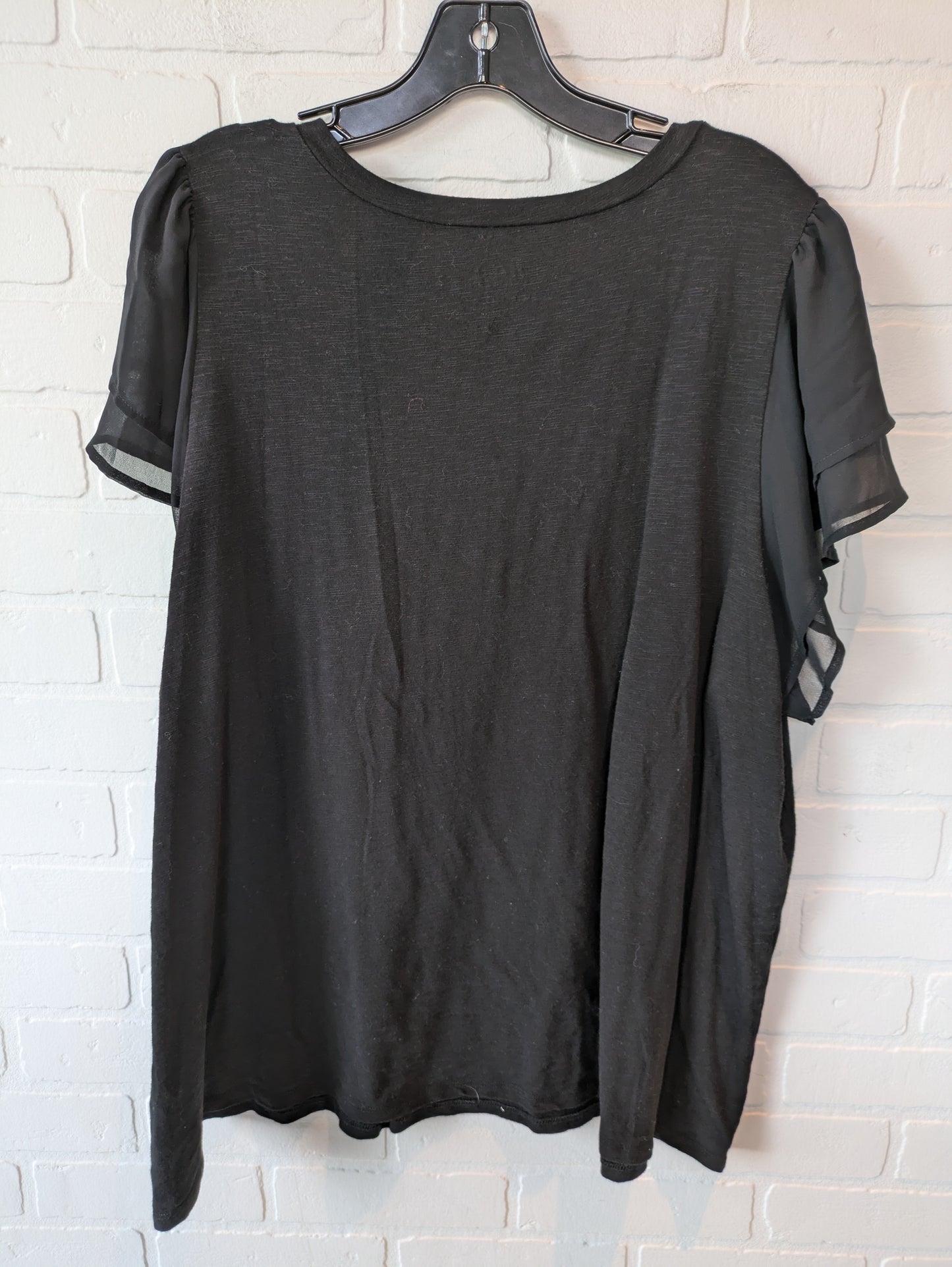 Top Short Sleeve By Torrid In Black, Size: 3x