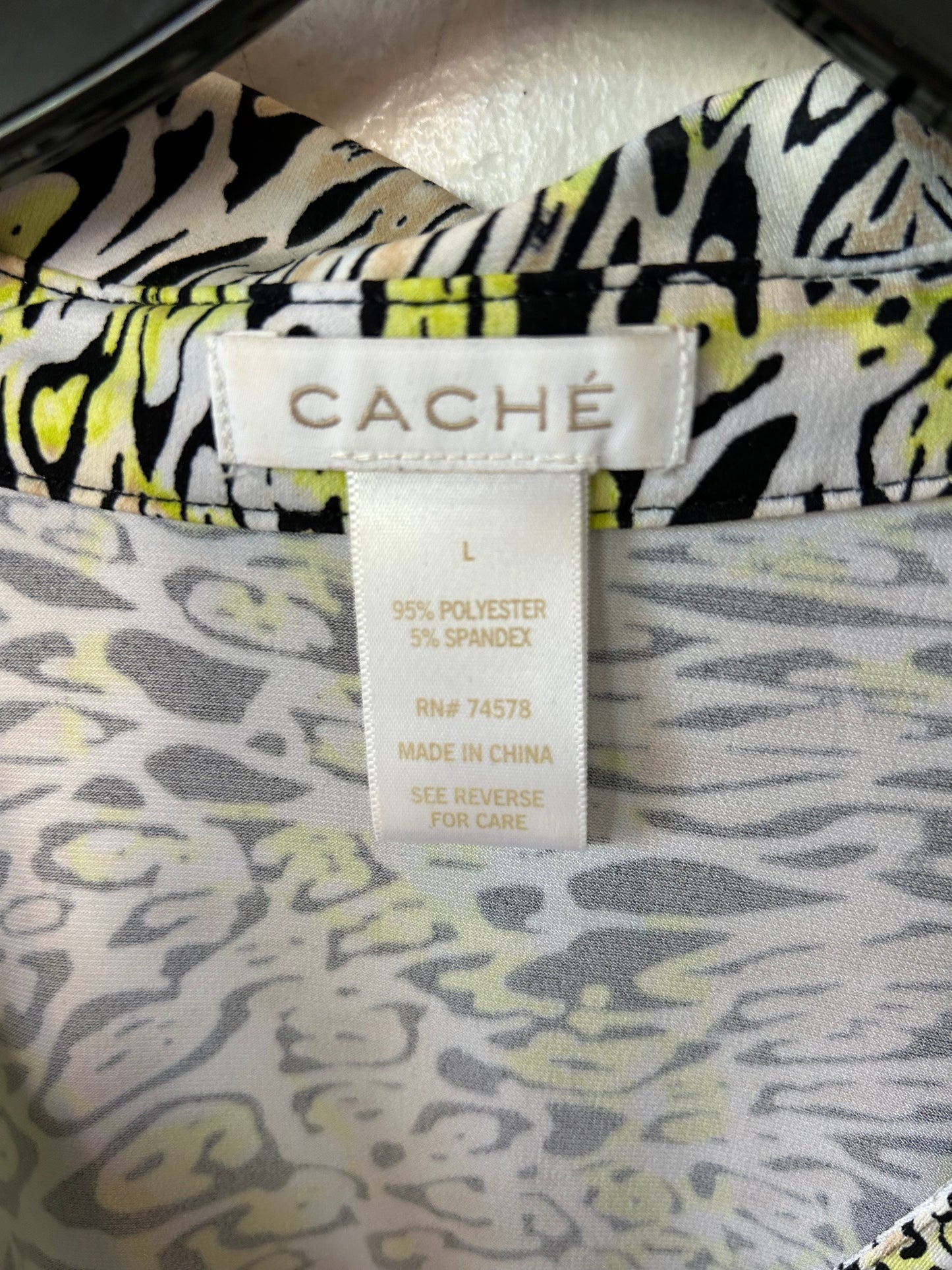 Top Long Sleeve By Cache In White & Yellow, Size: L