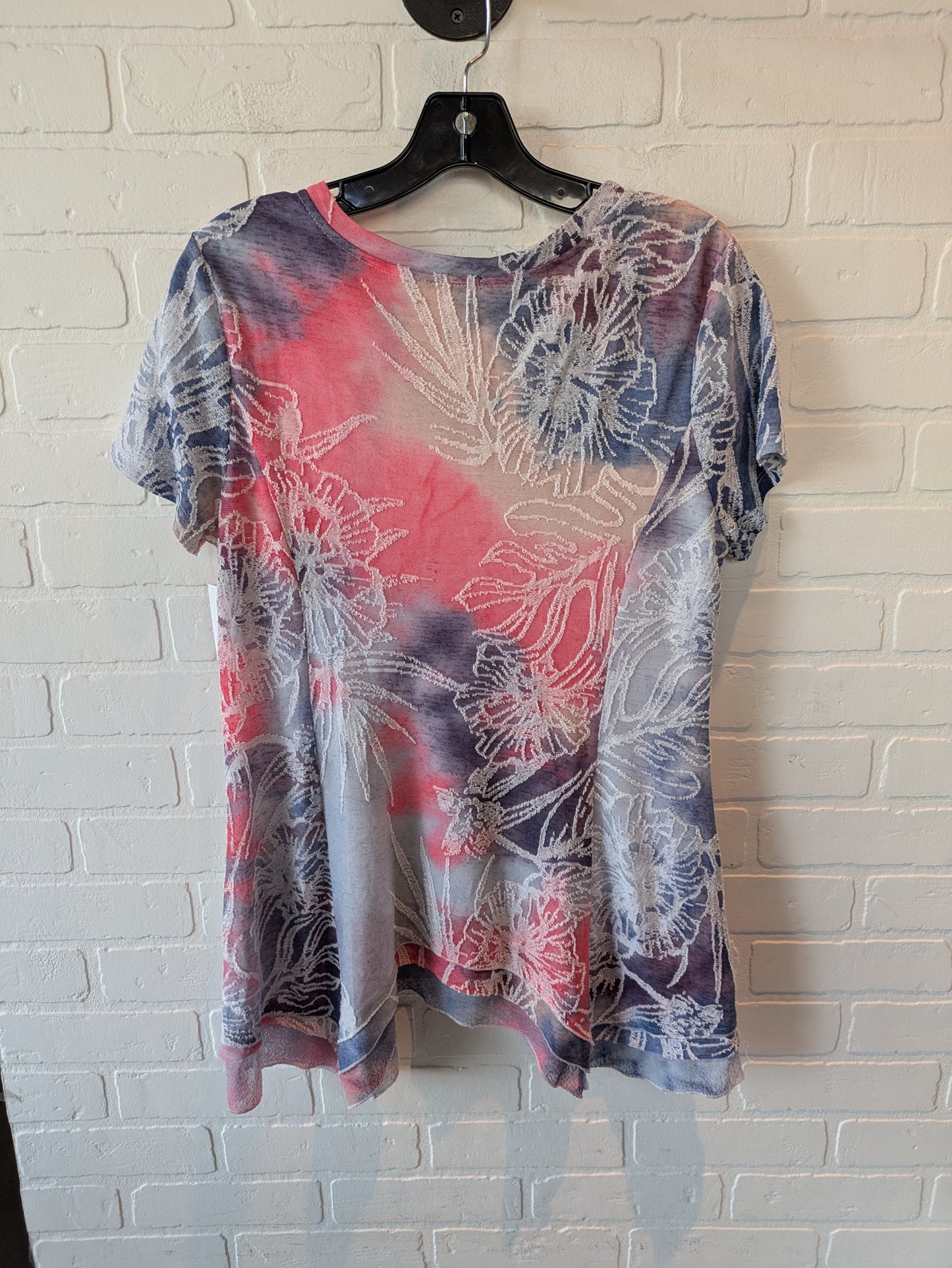 Top Short Sleeve By Clothes Mentor In Blue & Pink, Size: M