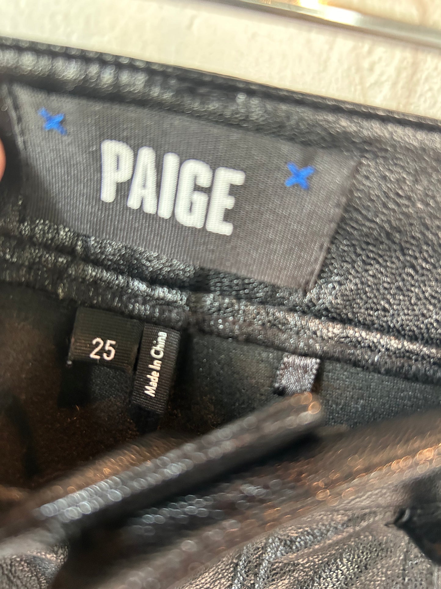 Jeans Straight By Paige In Black, Size: 2