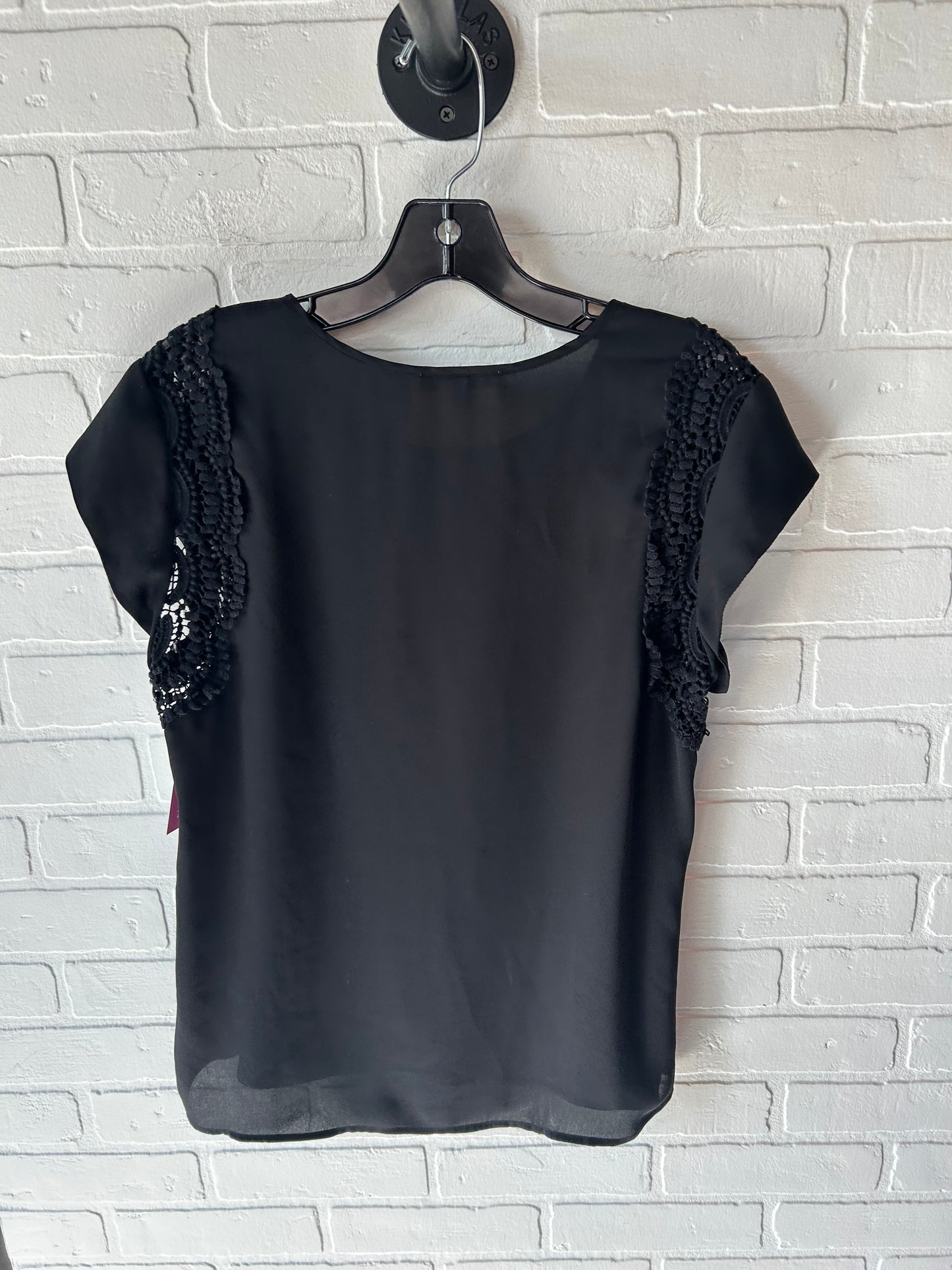 Top Short Sleeve By Dr2 In Black, Size: Medium