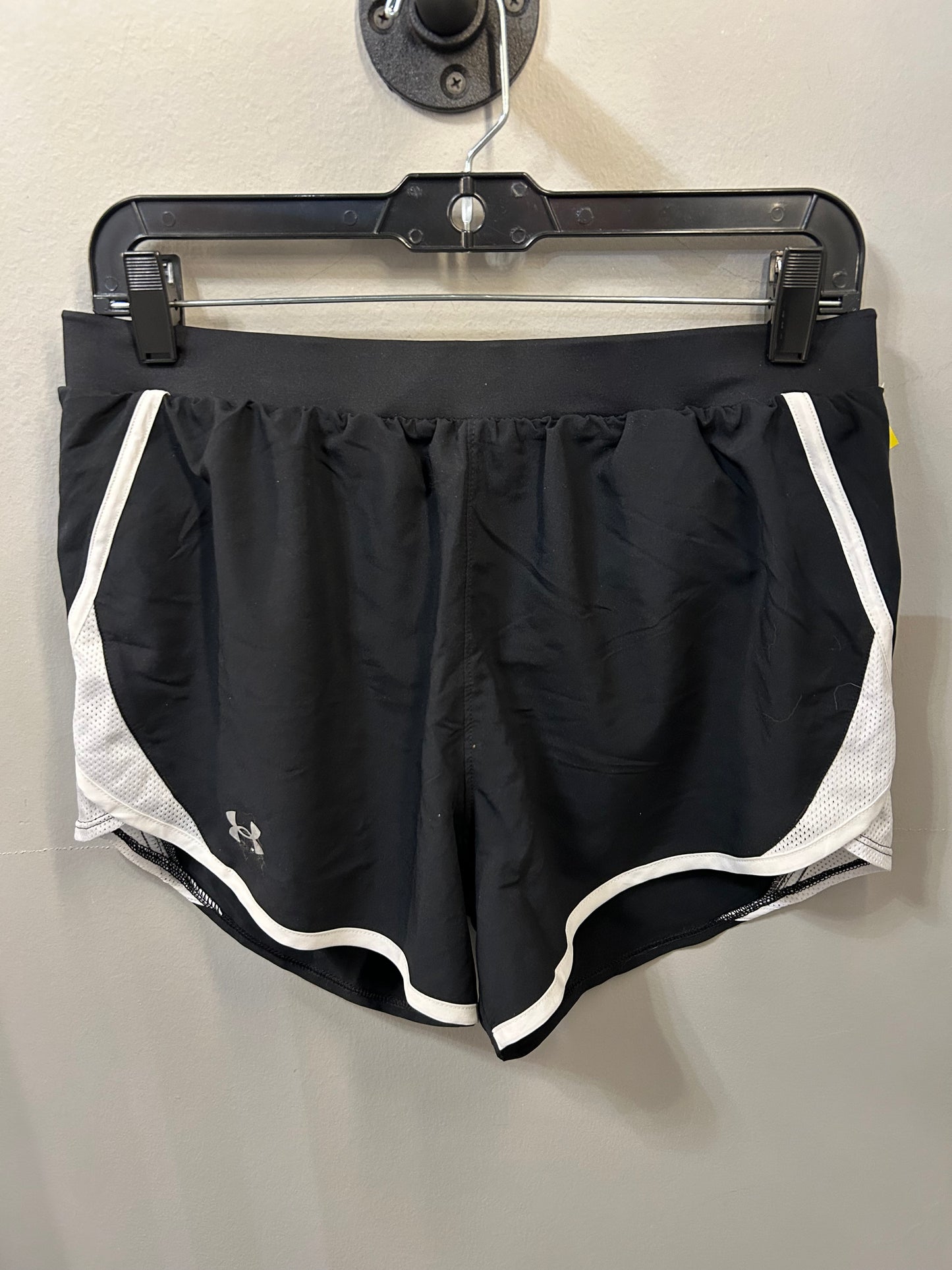 Athletic Shorts By Under Armour In Black & White, Size: 10