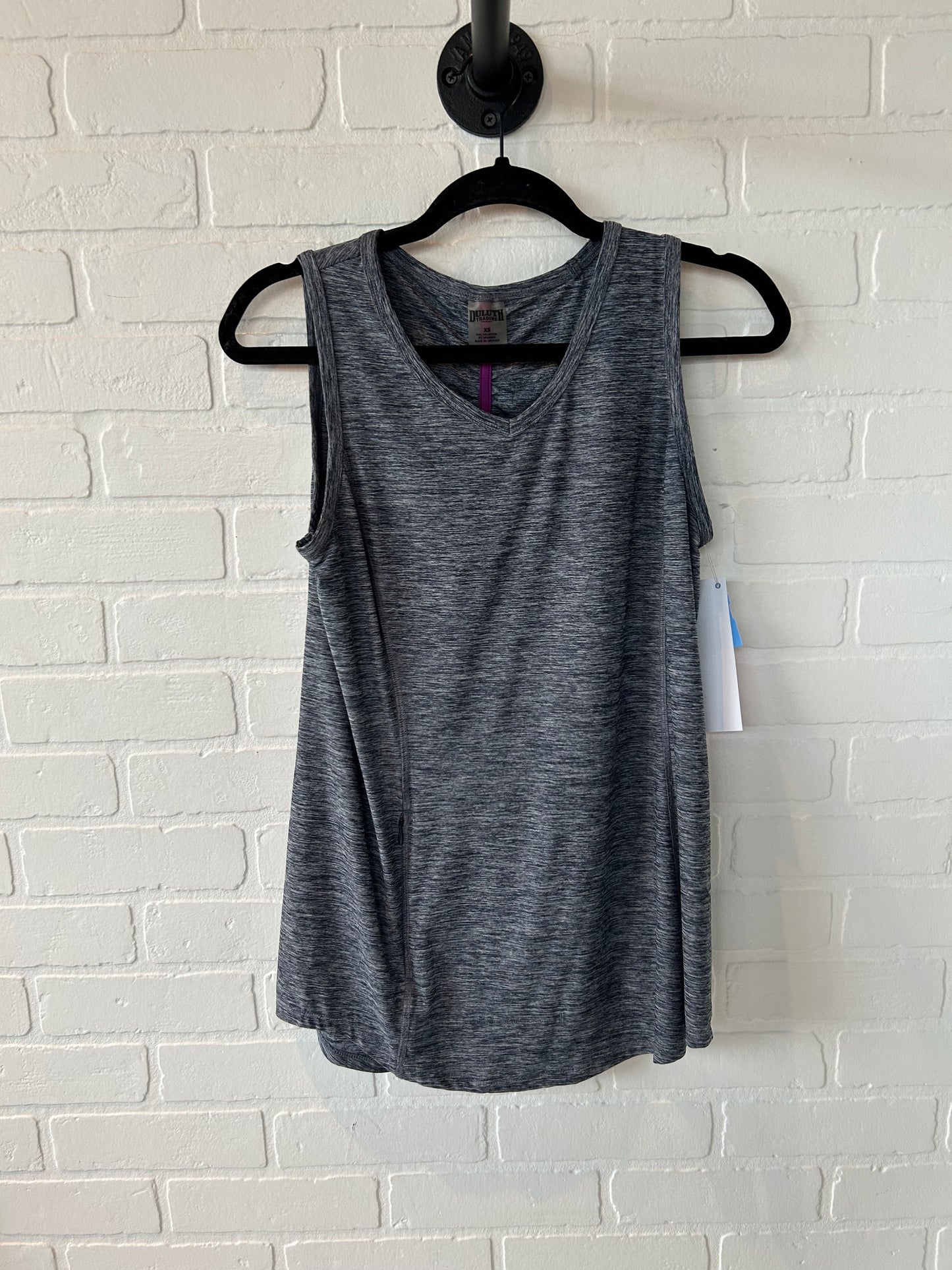 Athletic Tank Top By Duluth Trading In Grey, Size: Xs