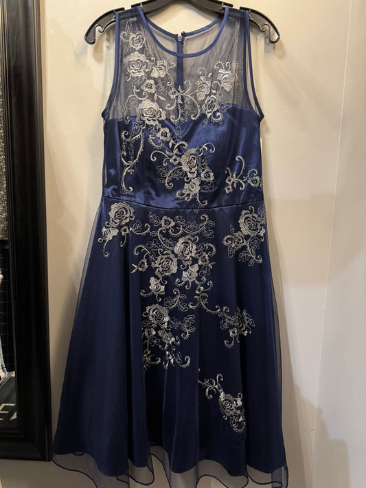 Dress Casual Midi By ONE BY EIGHT In Blue & Silver, Size: L