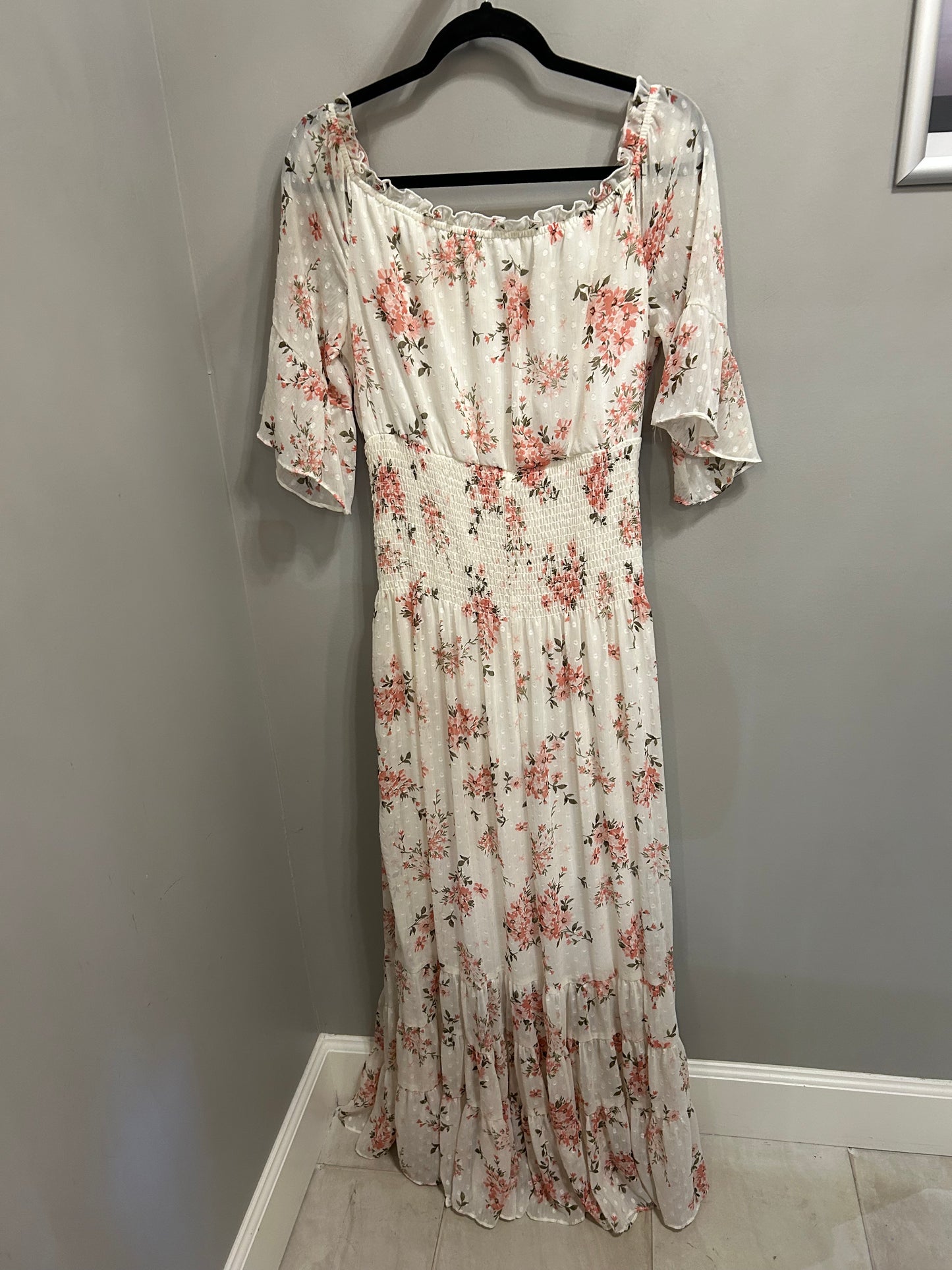 Dress Casual Maxi By Clothes Mentor In Cream & Pink, Size: Xl