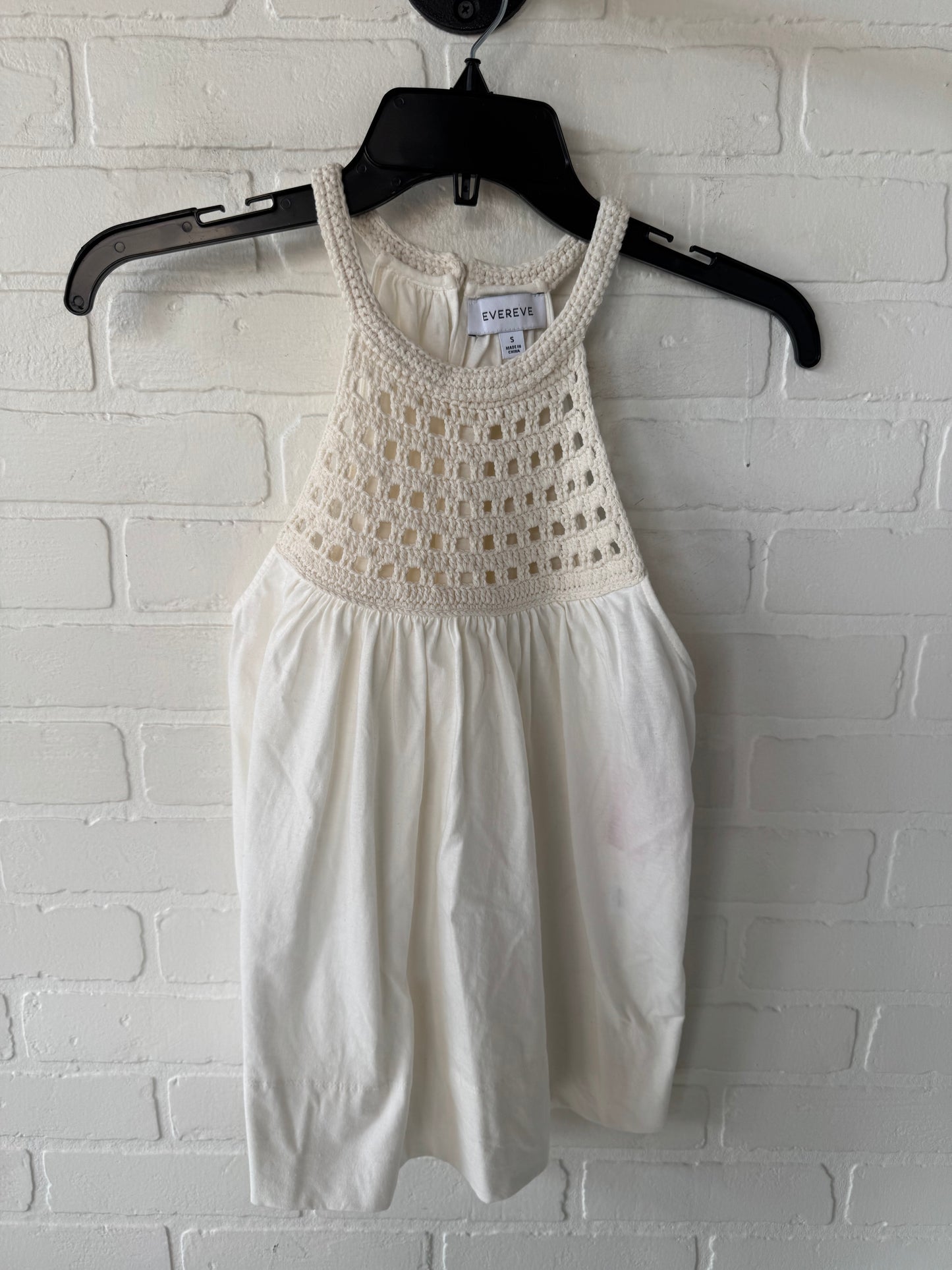 Top Sleeveless By Evereve In Cream, Size: S