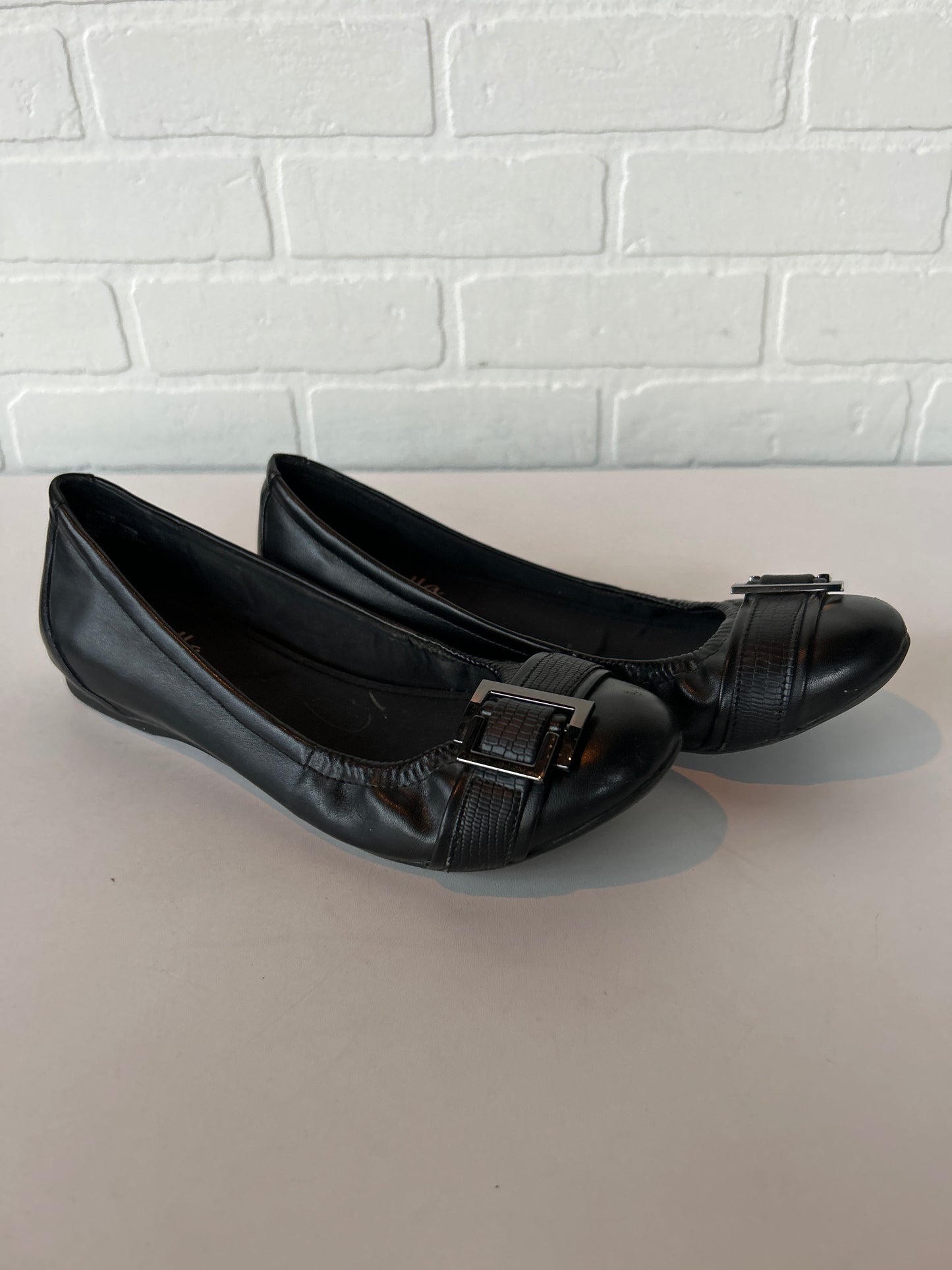 Shoes Flats By  ABELLA  In Black, Size: 8.5