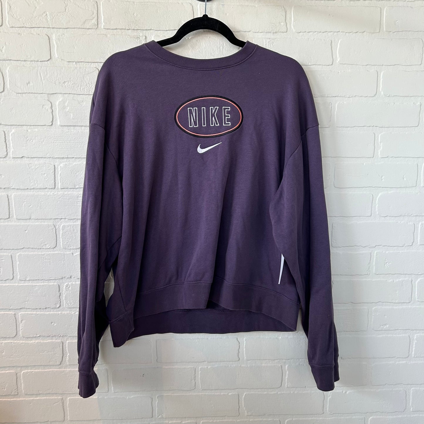 Athletic Sweatshirt Crewneck By Nike In Purple, Size: L