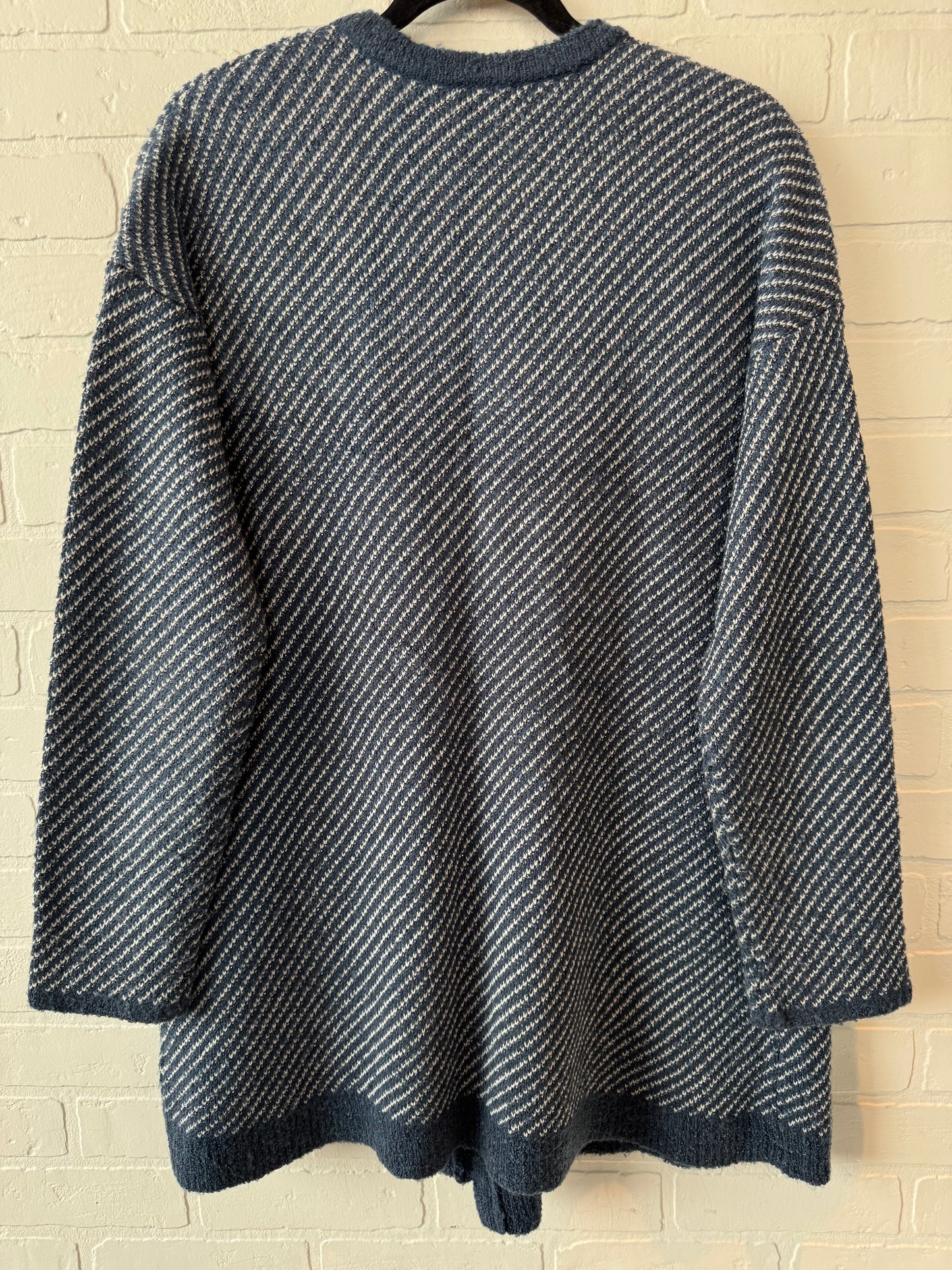 Sweater Cardigan By Daisy Fuentes In Blue & White, Size: L