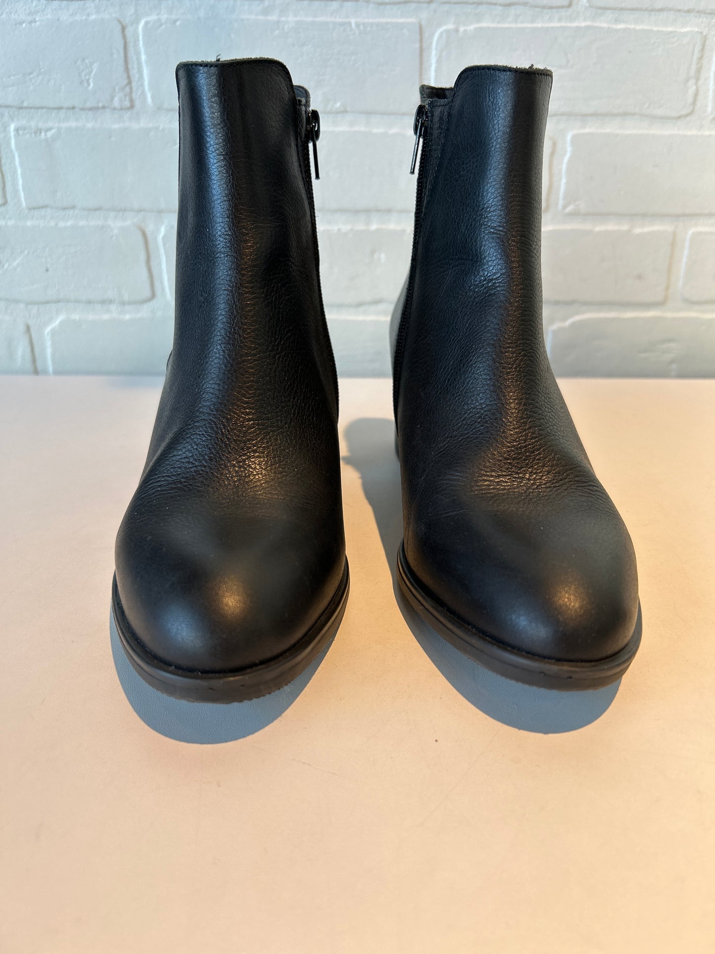 Boots Ankle Heels By Cmc In Black, Size: 7.5