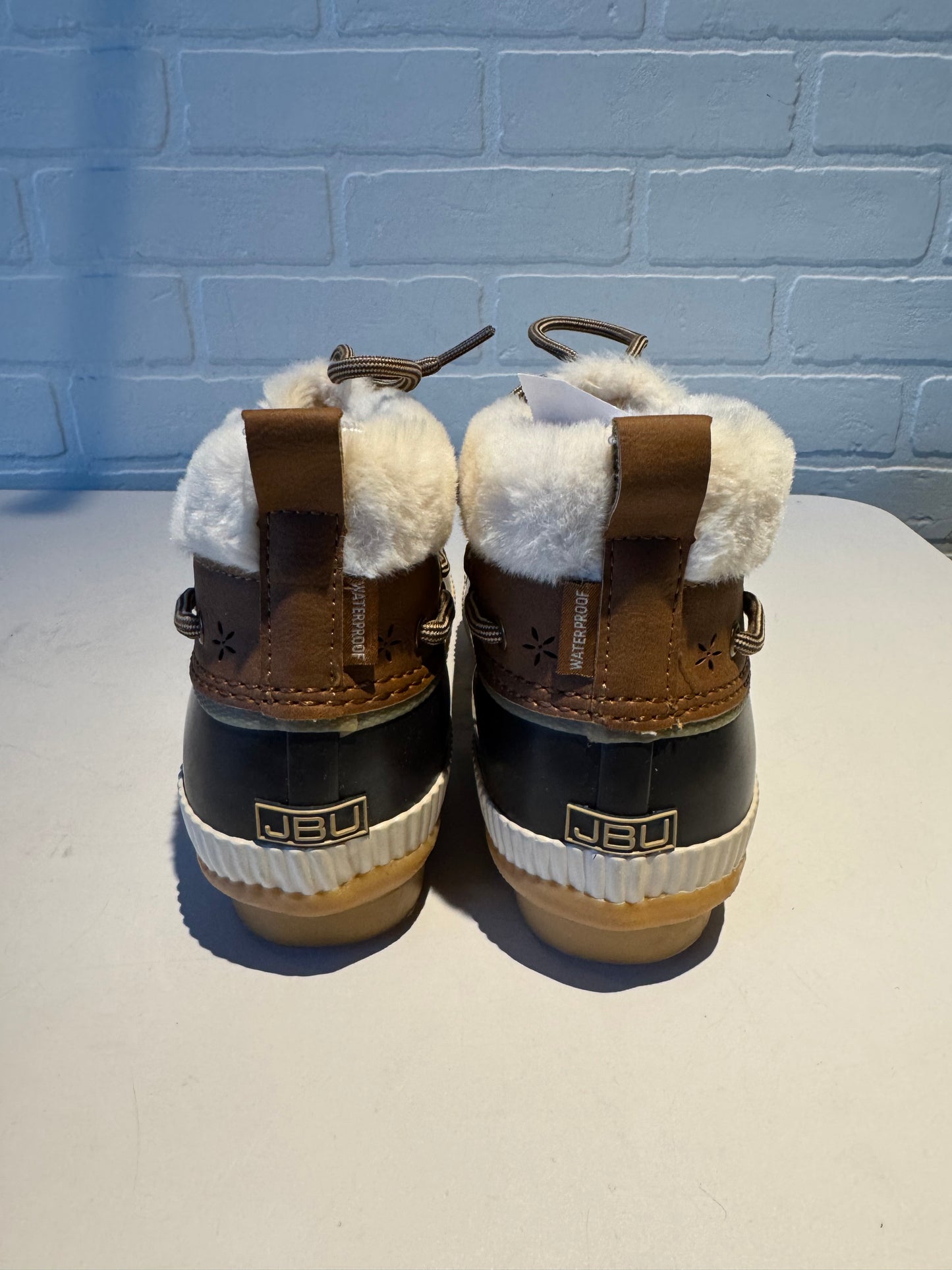 Boots Snow By Jbu By Jambu In Brown & Cream, Size: 9